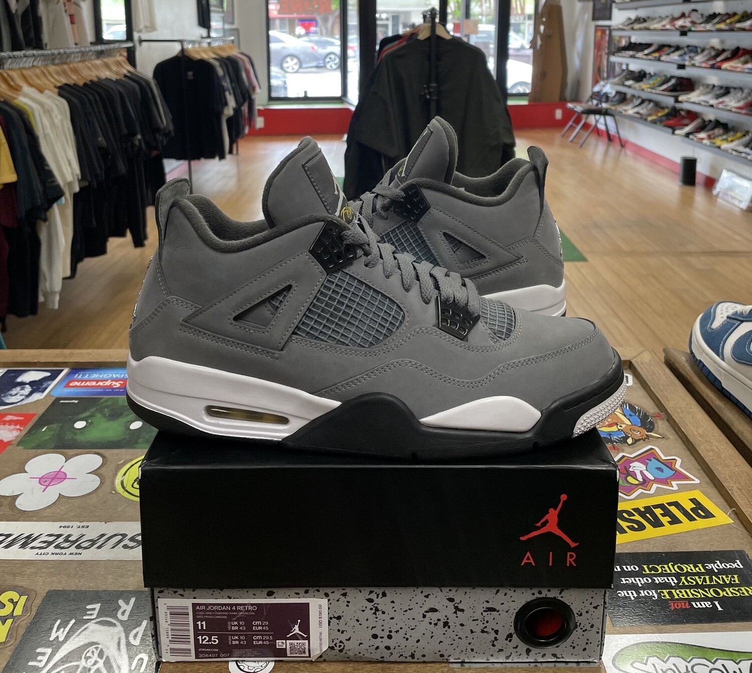 Lightly Worn Jordan 4 Retro Cool Grey (2019) Size 11