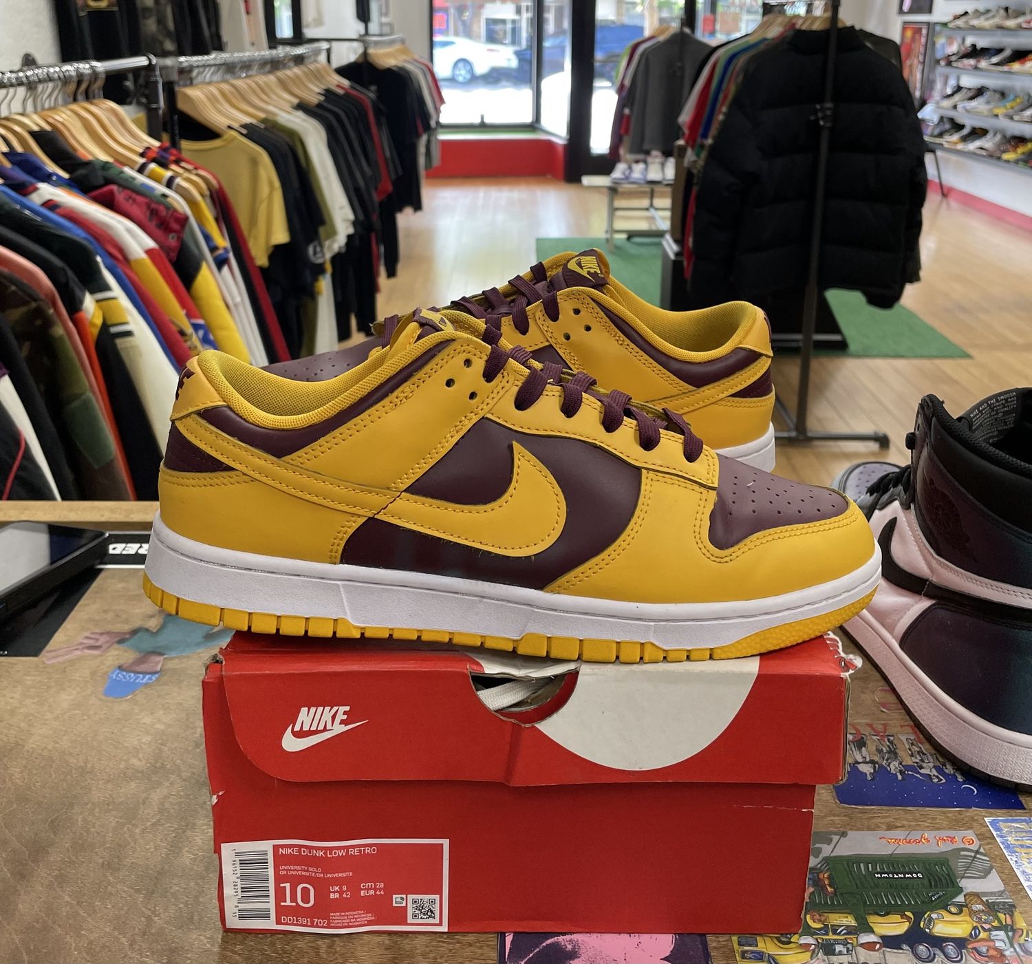 Nike Dunk Low Arizona State Size 10 Used