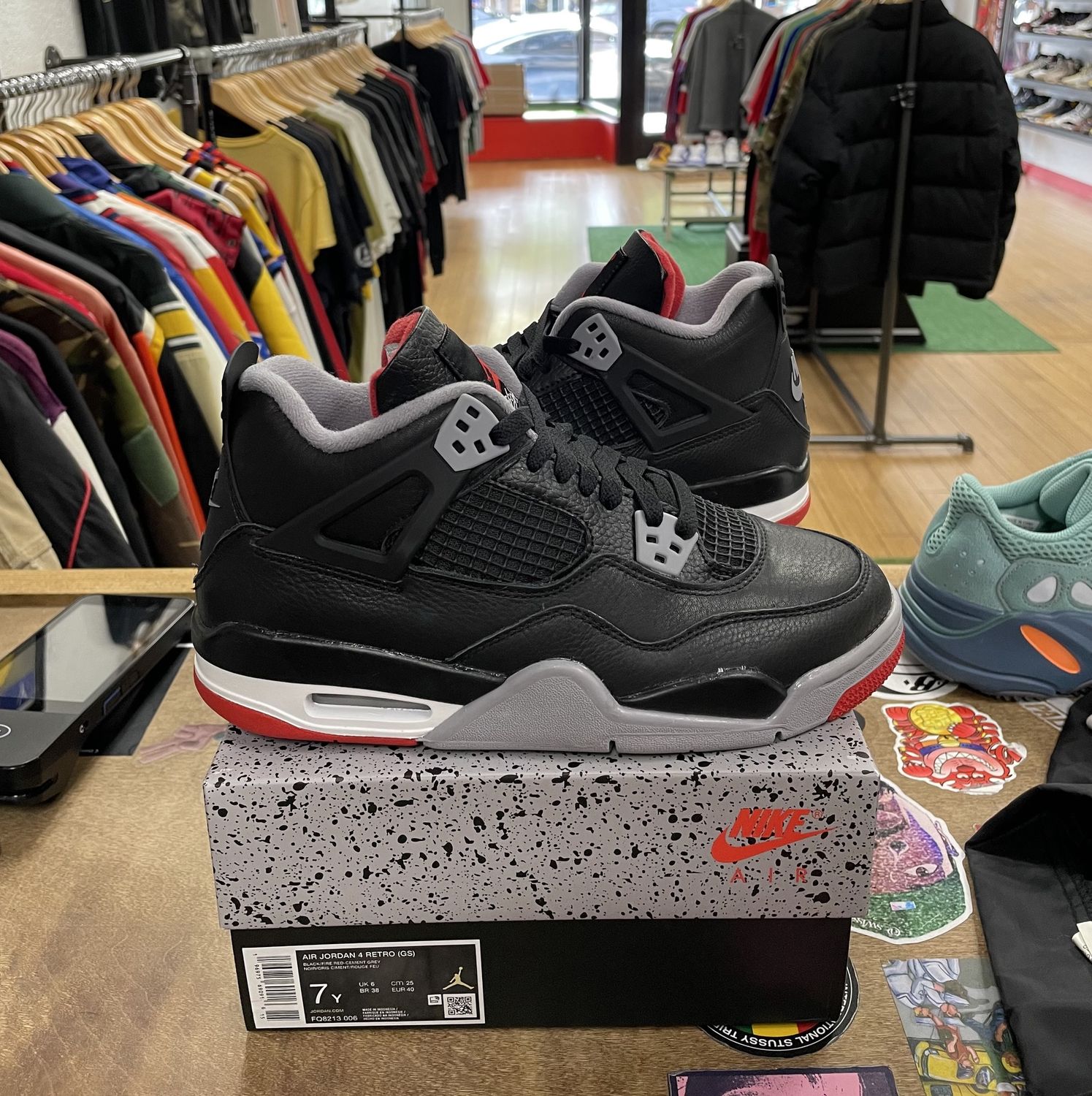 Jordan 4 Bred Reimagined Size 7y Ds