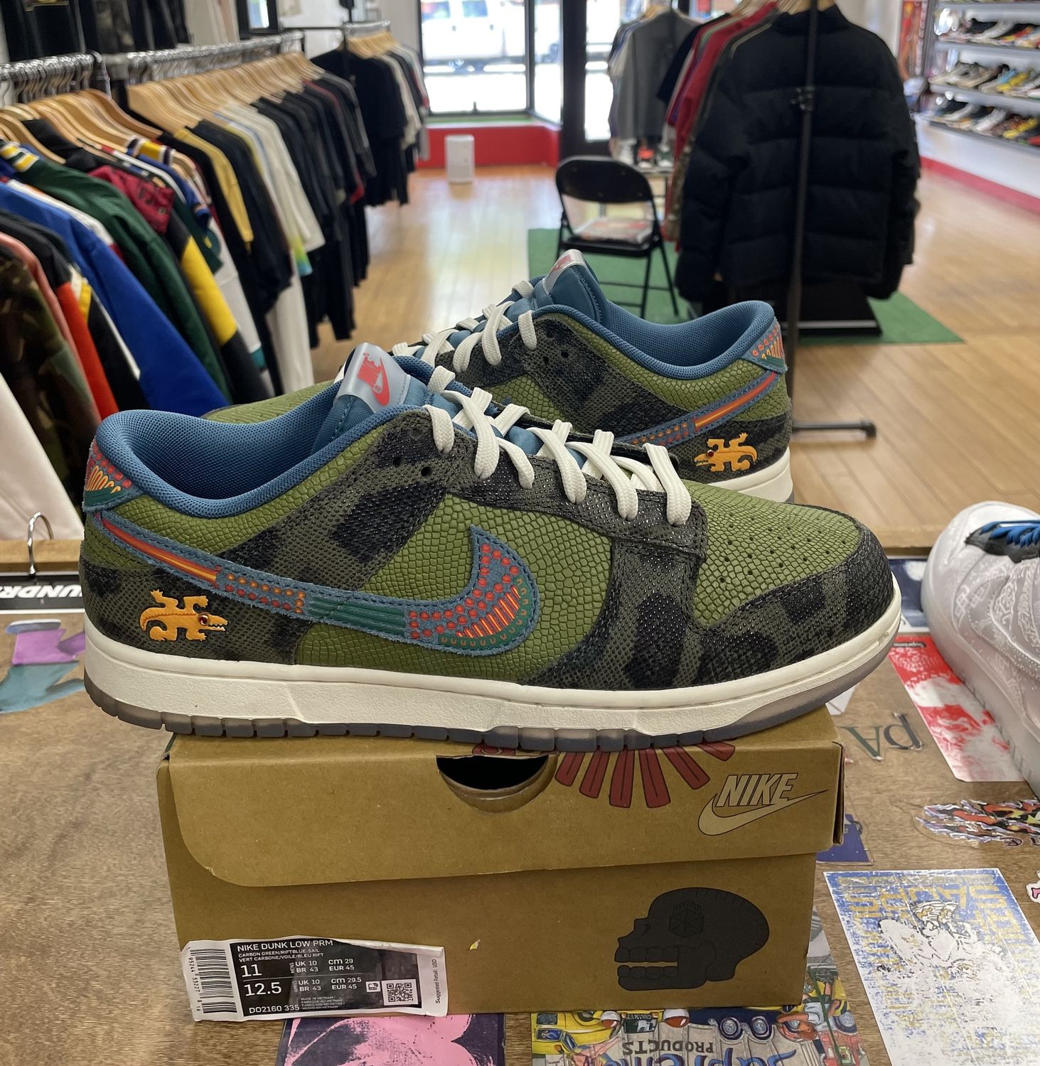 Nike Dunk Low Siempre Familia Size 11 Lightly Used
