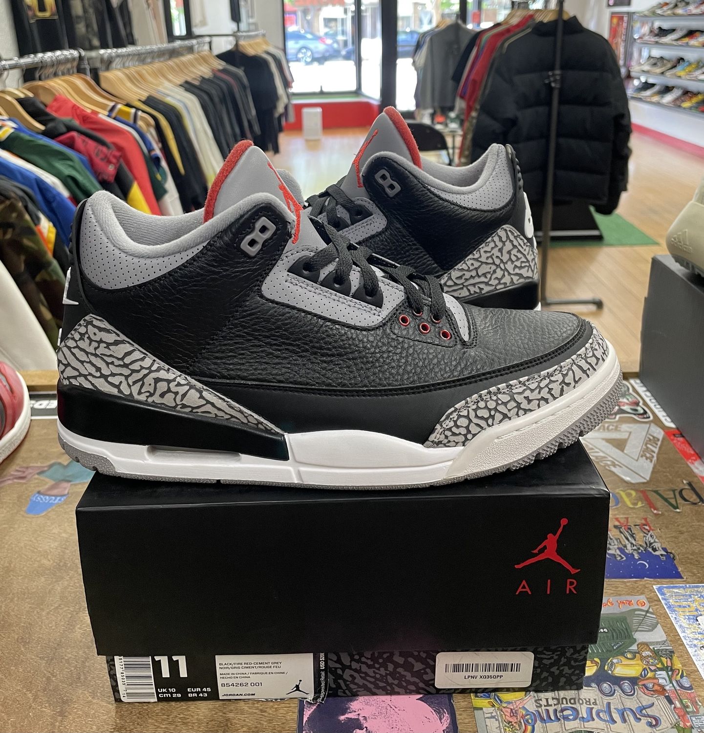 Jordan 3 Black Cement Size 11 Pre Owned