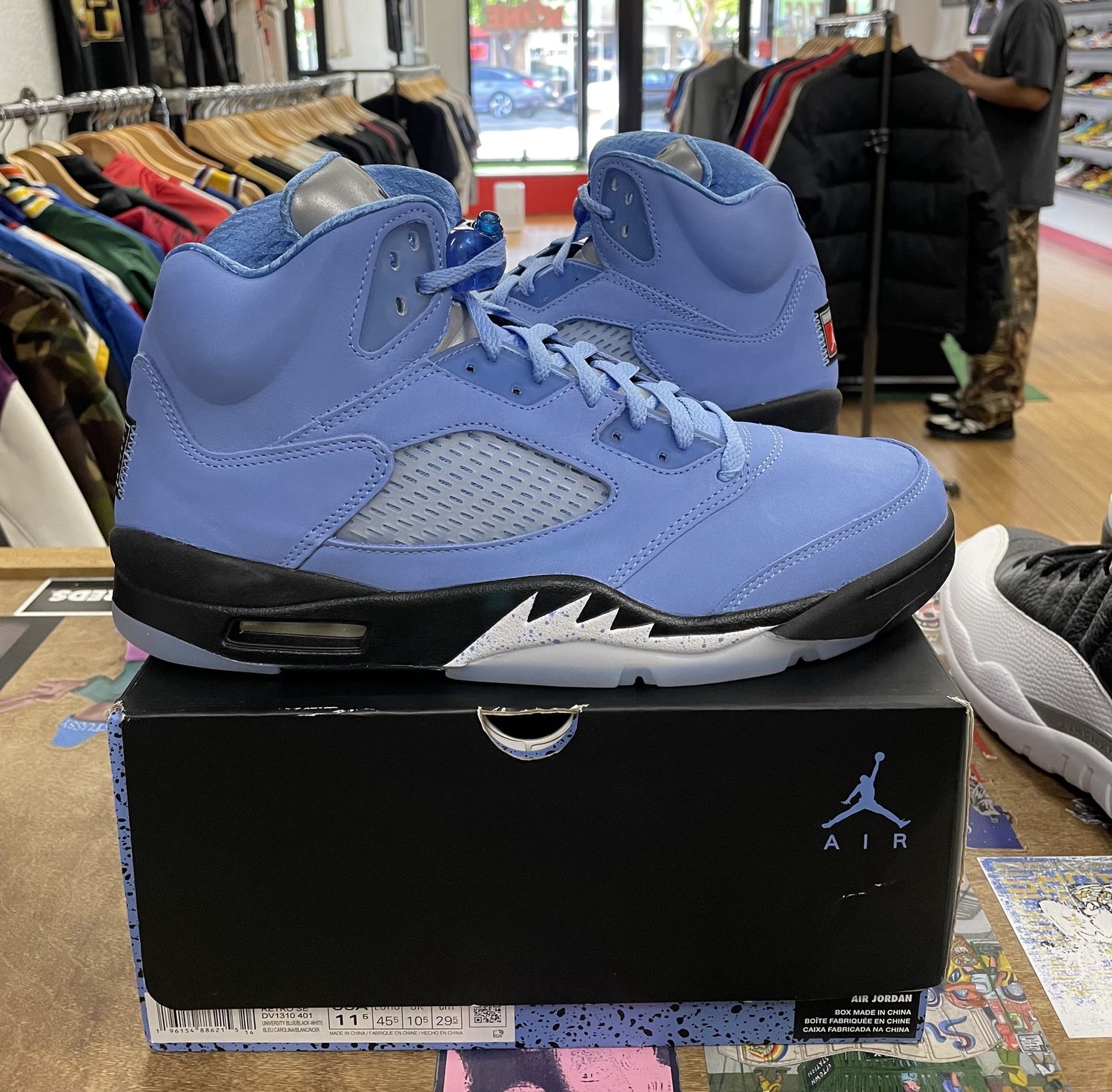 Jordan 5 UNC Size 11.5 DS