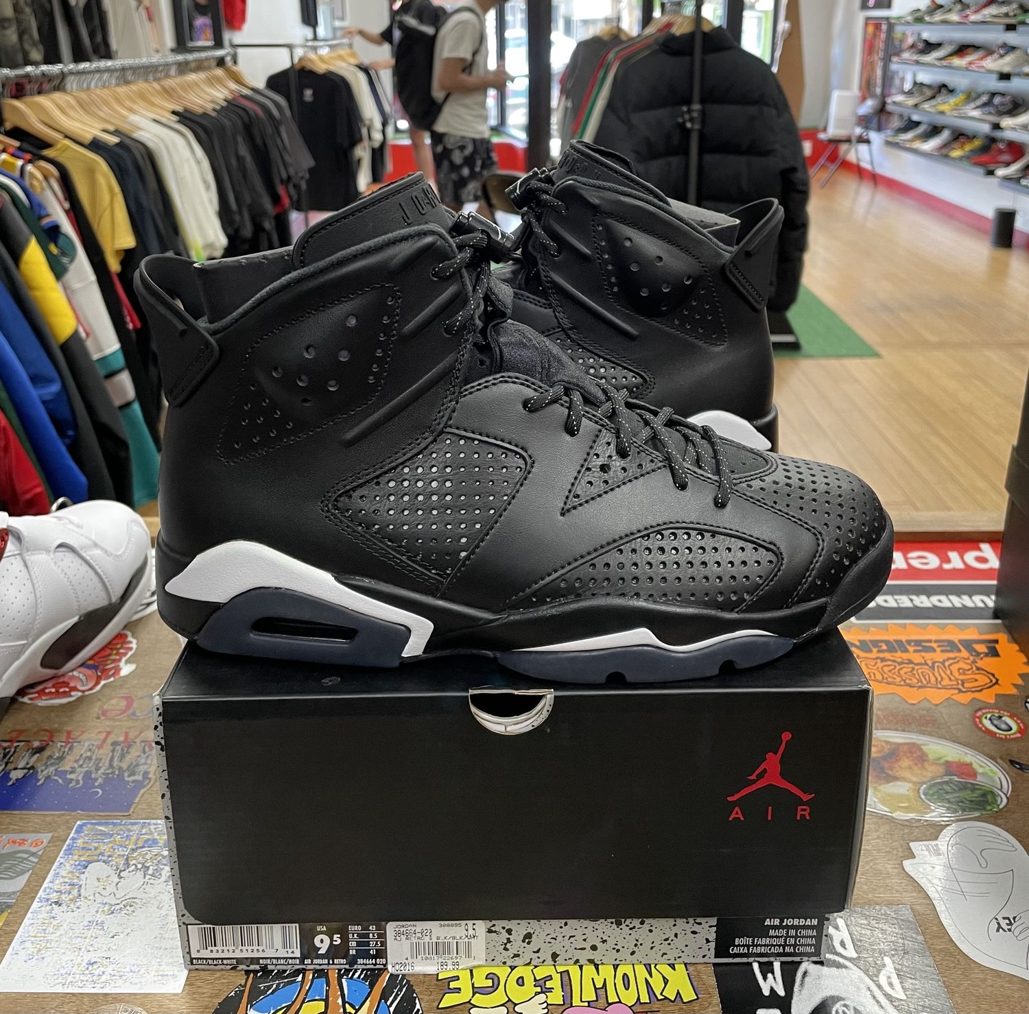 DS Jordan 6 Retro Black Cat Size 9.5