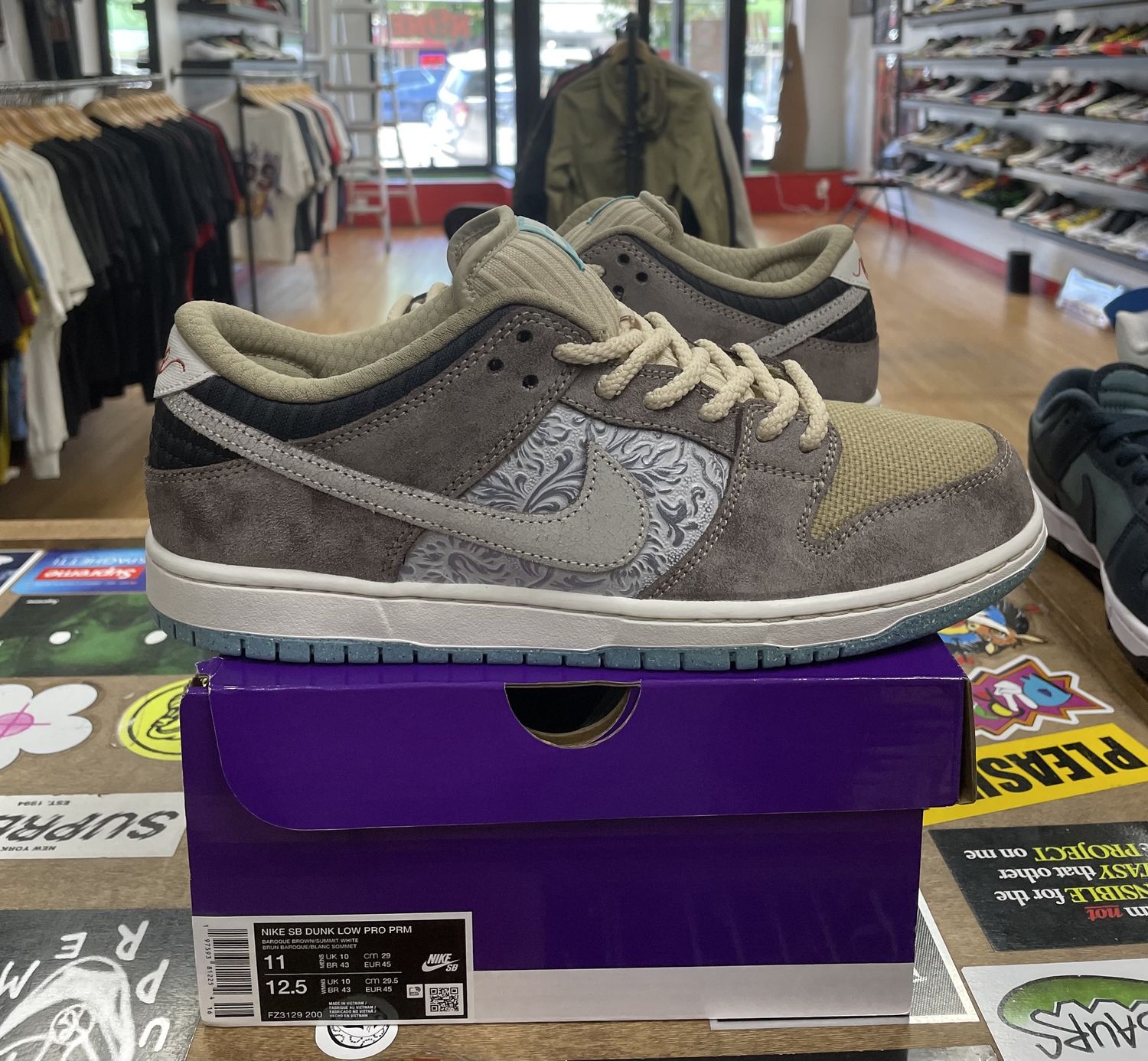 Nike Dunk SB Big Money Savings Size 11 DS