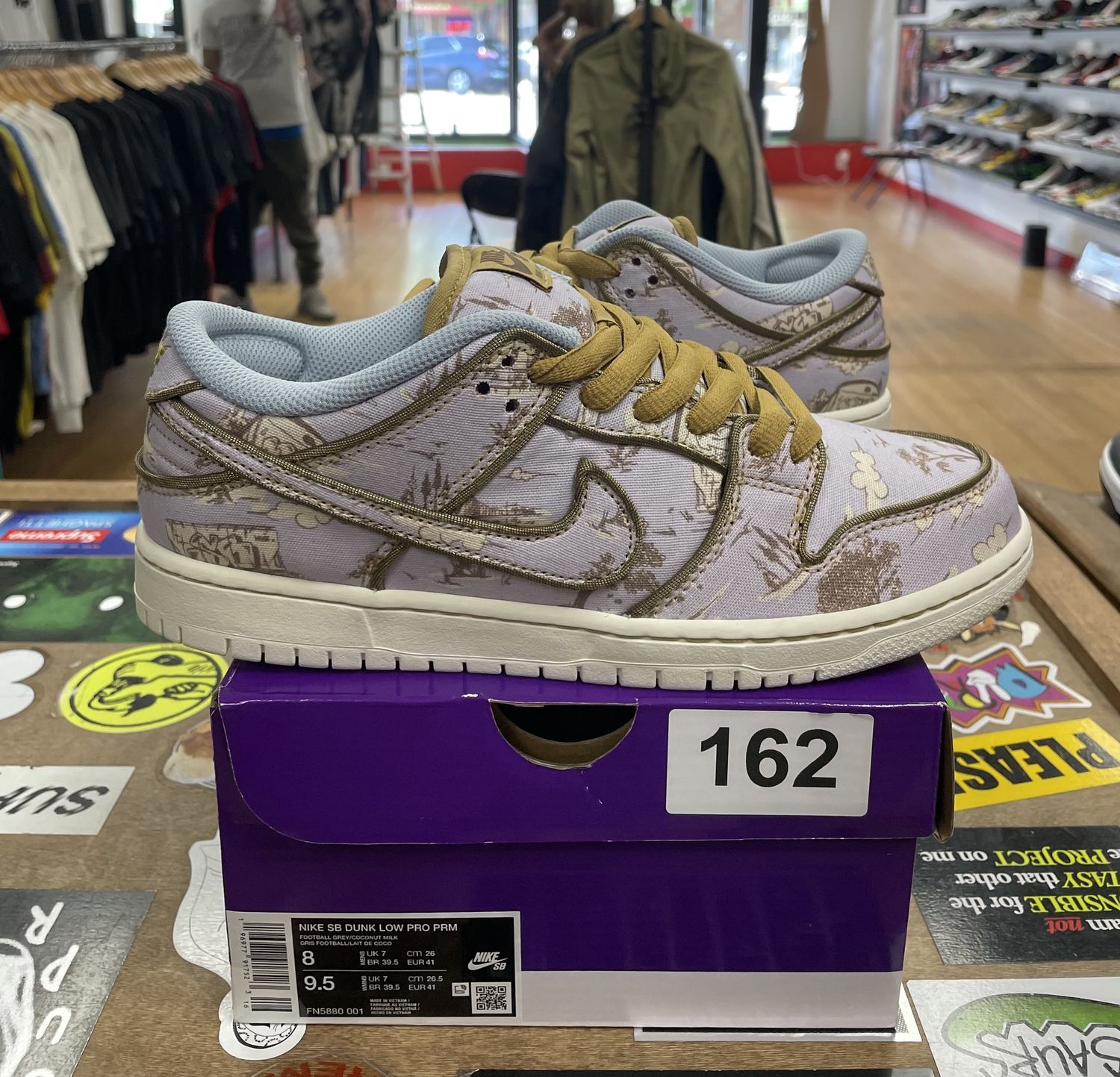 Nike SB Dunk City Of Style Size 8 DS