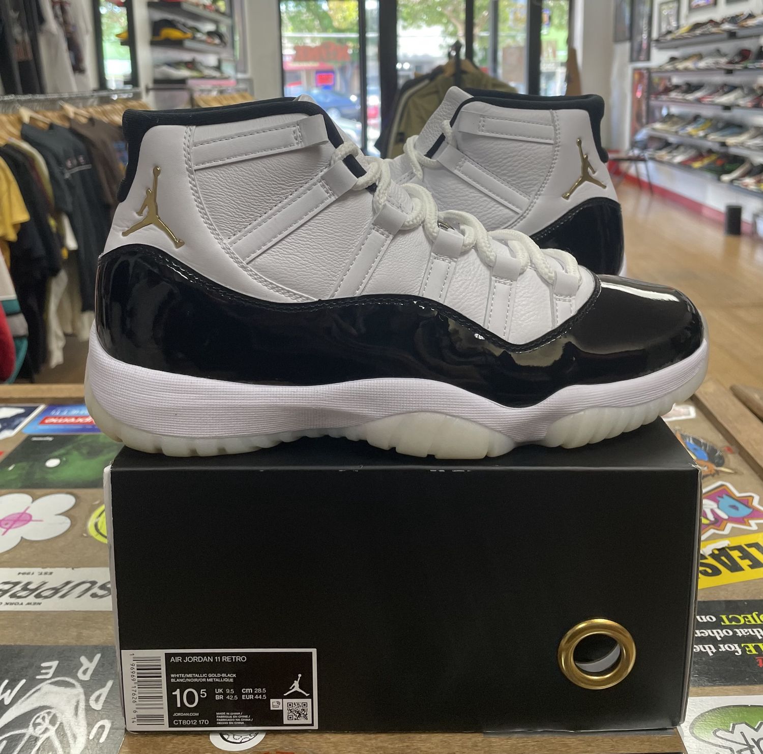 Jordan 11 Gratitude DMP Size 10.5 Lightly Worn