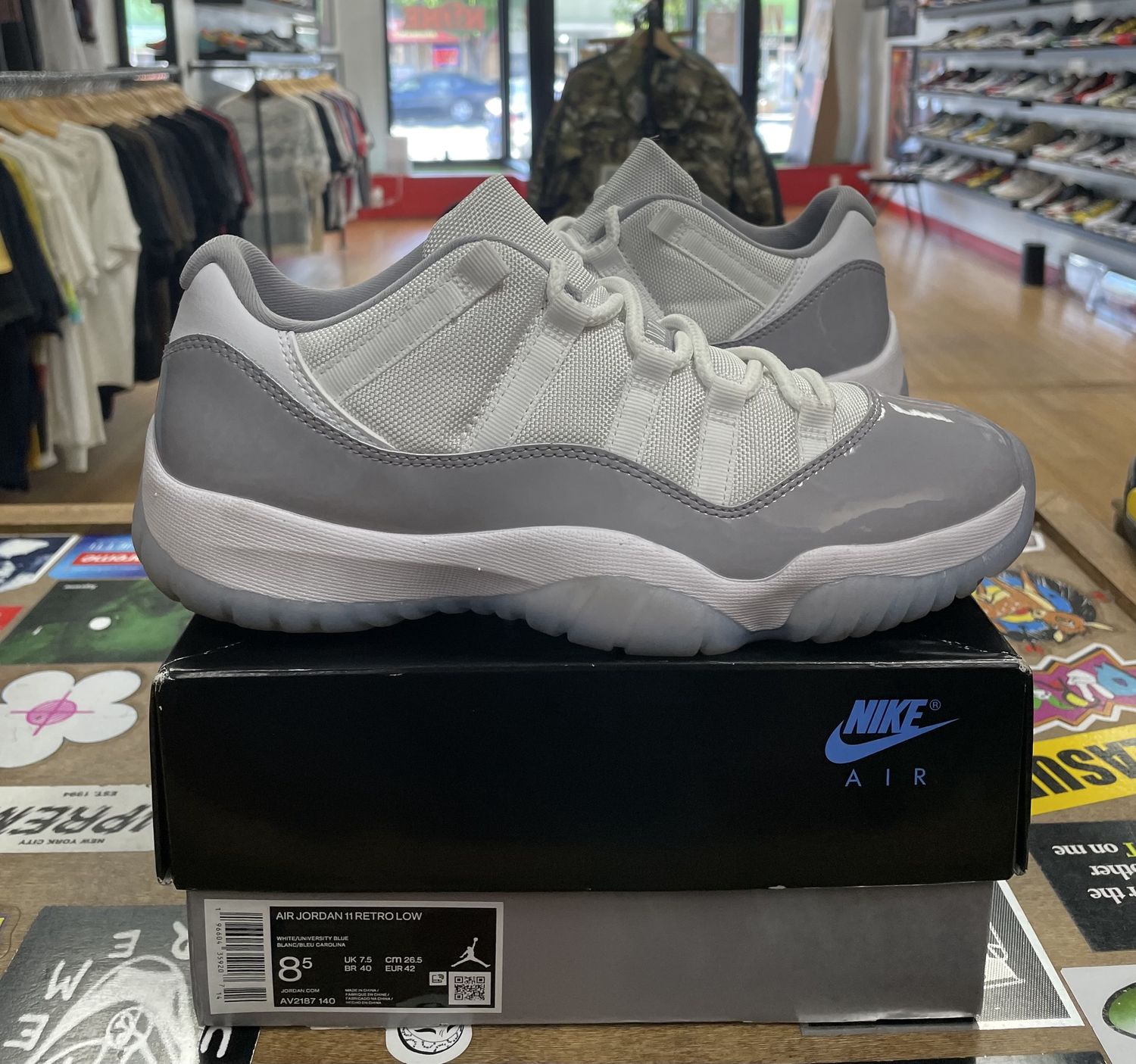Jordan 11 Retro Low Cement Grey Size 8.5 Pre Owned
