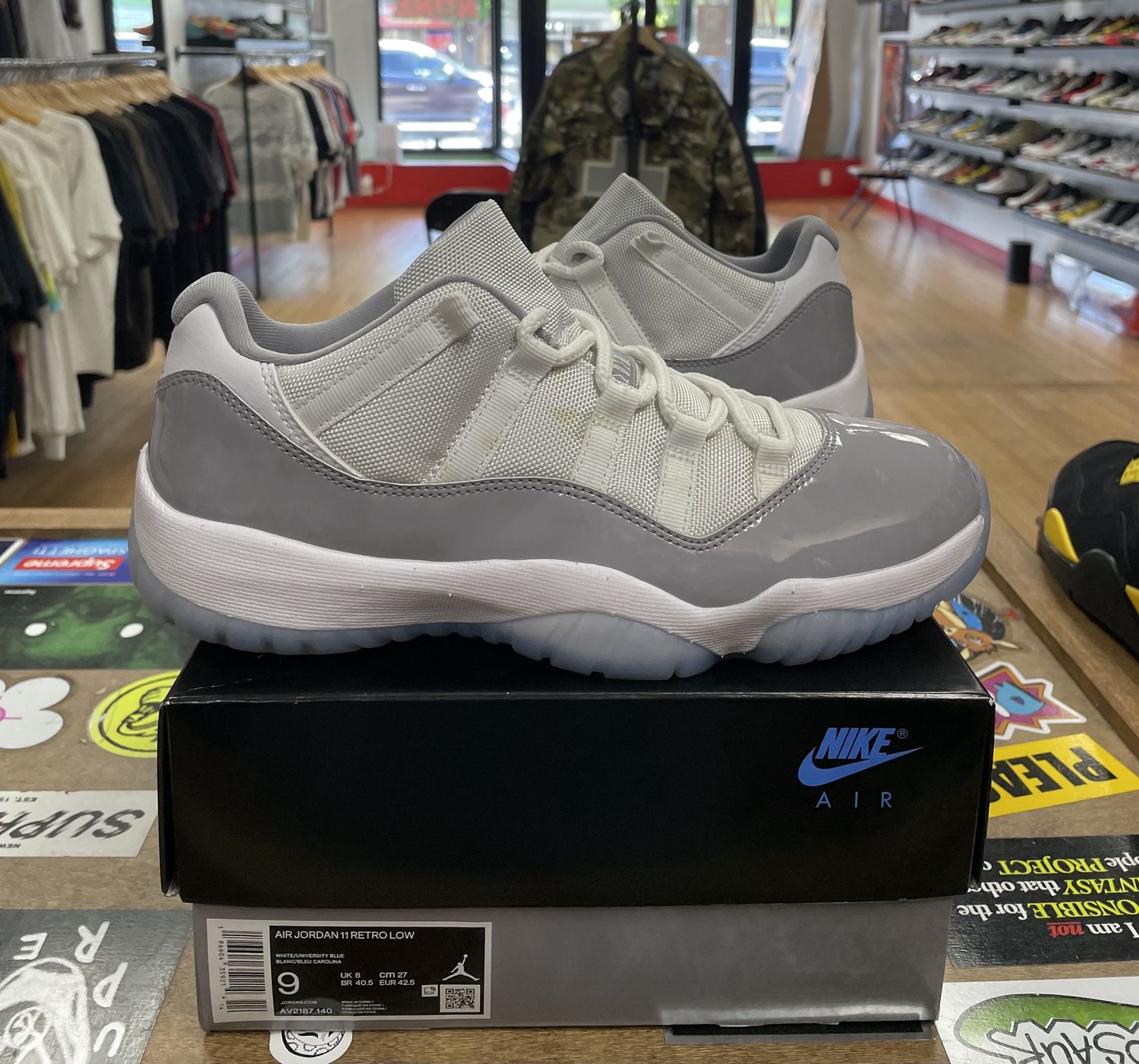 Jordan 11 Retro Low Cement Grey Size 9 Pre Owned