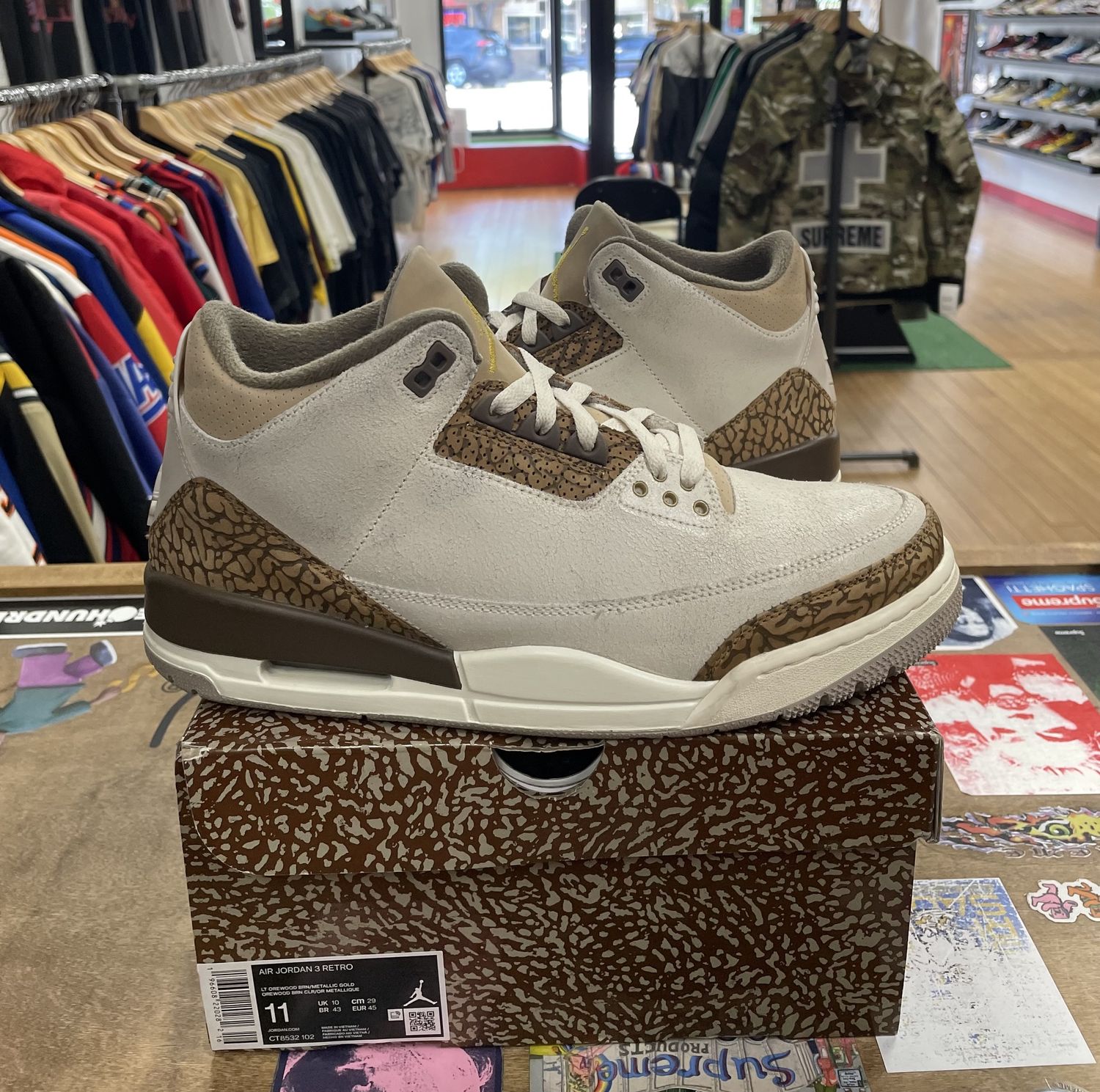 Jordan 3 Retro Palomino Size 11 Pre Owned