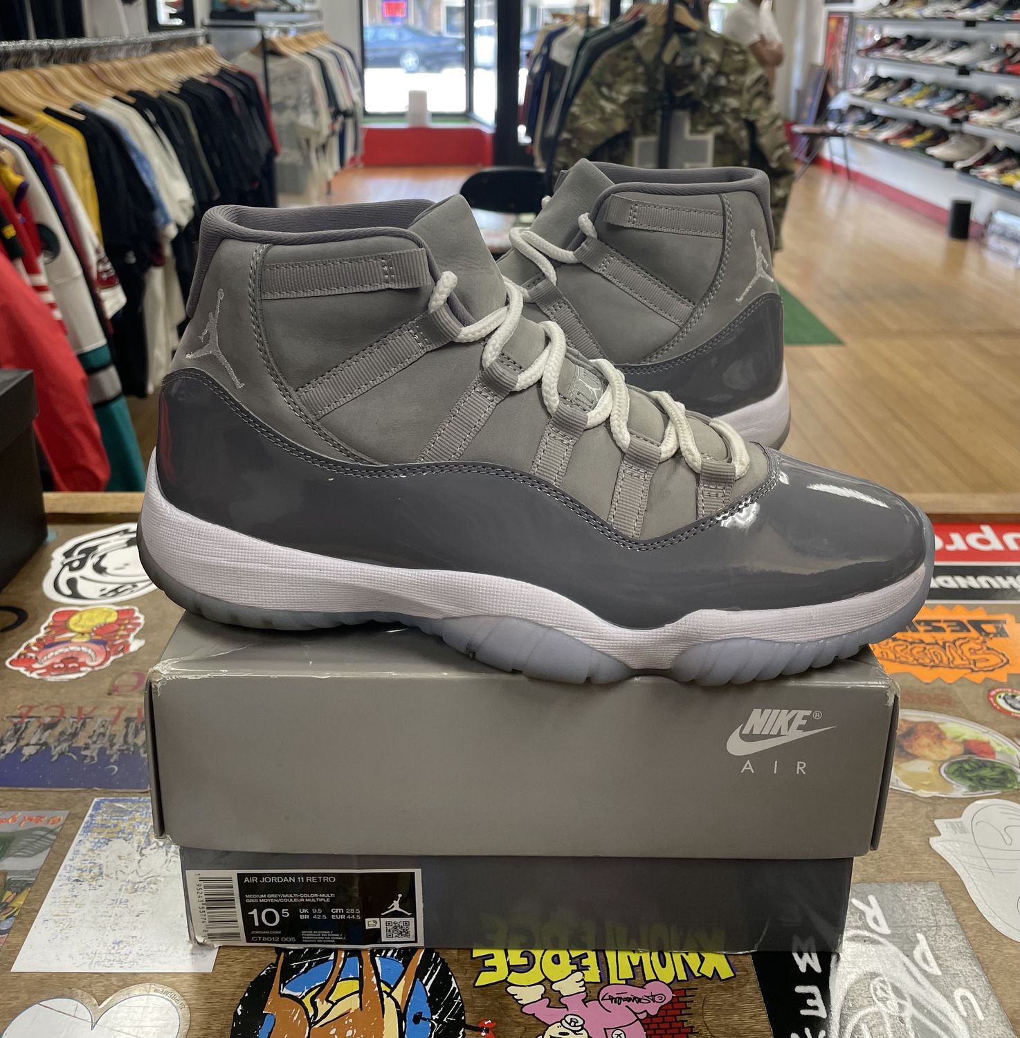 Jordan 11 Cool Grey Size 10.5 Pre-Owned