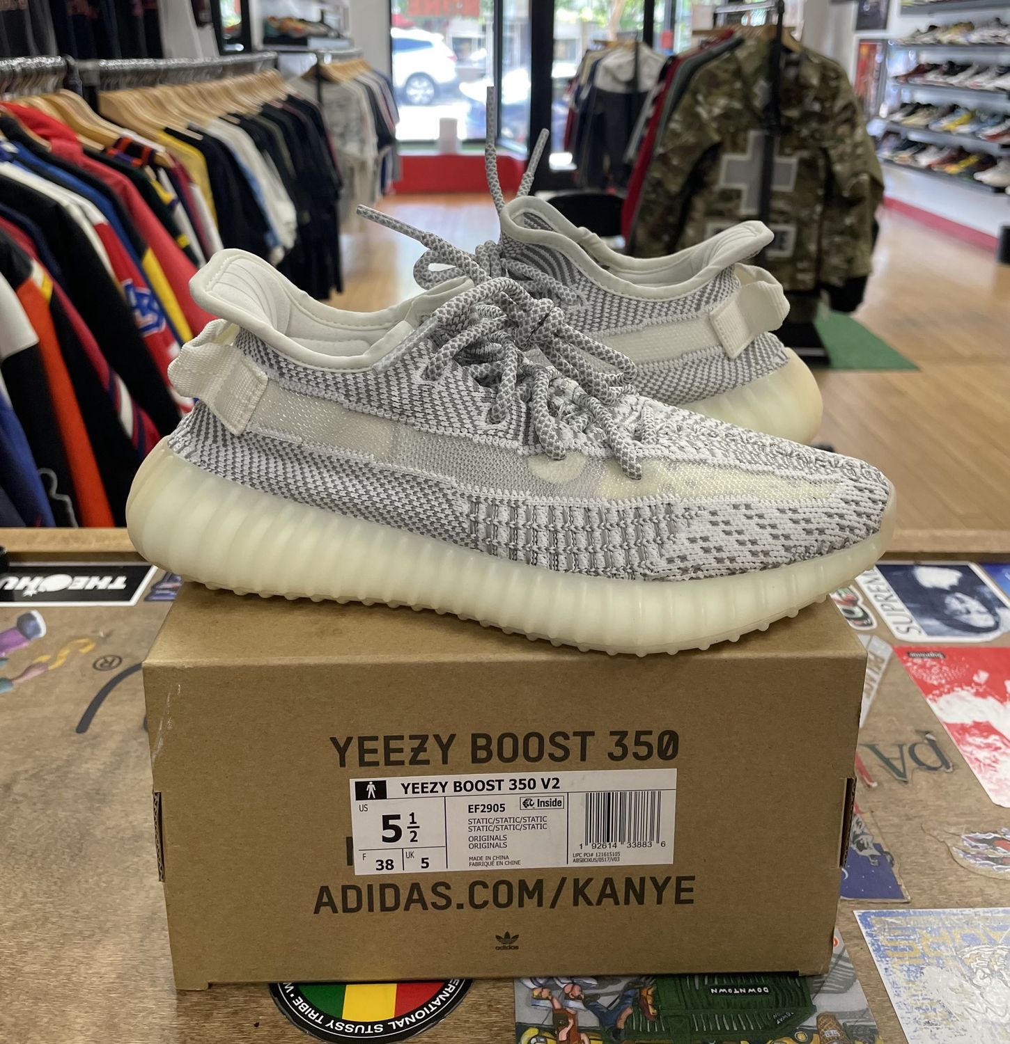 Pre Owned  Adidas Yeezy Boost 350 V2 Static (Non-Reflective) Size 5.5