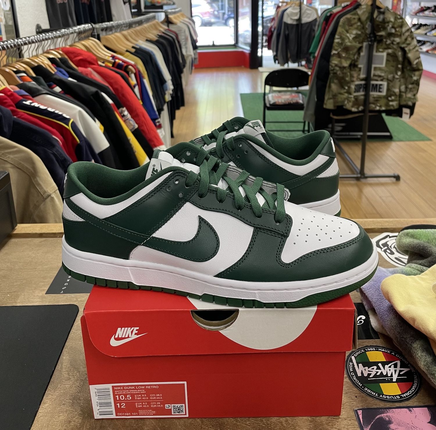DS Nike Dunk Low Michigan State Size 10.5