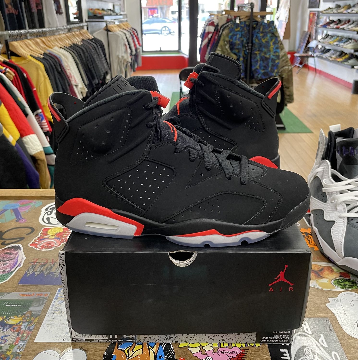 Jordan 6 Infared Size 11.5 DS