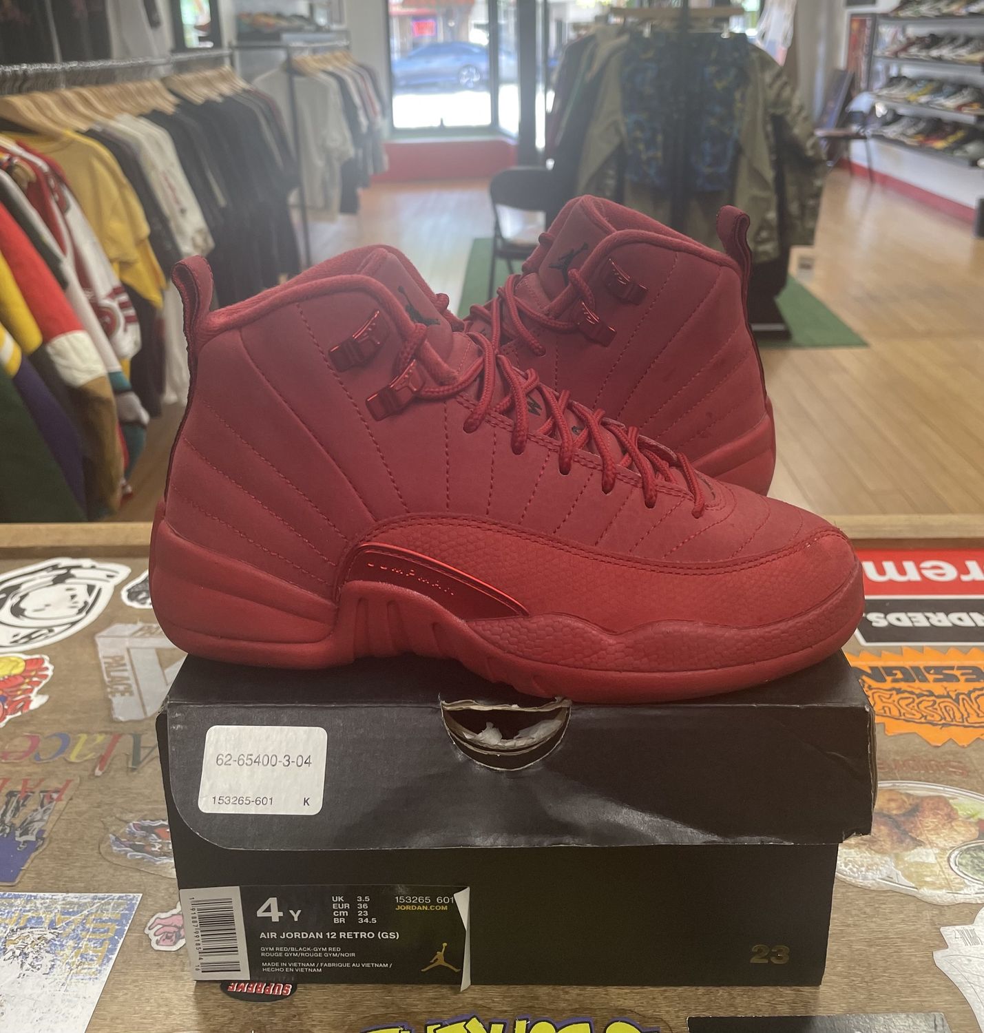 Jordan 12 Retro Gym Red (2018) (GS) Size 4Y Used