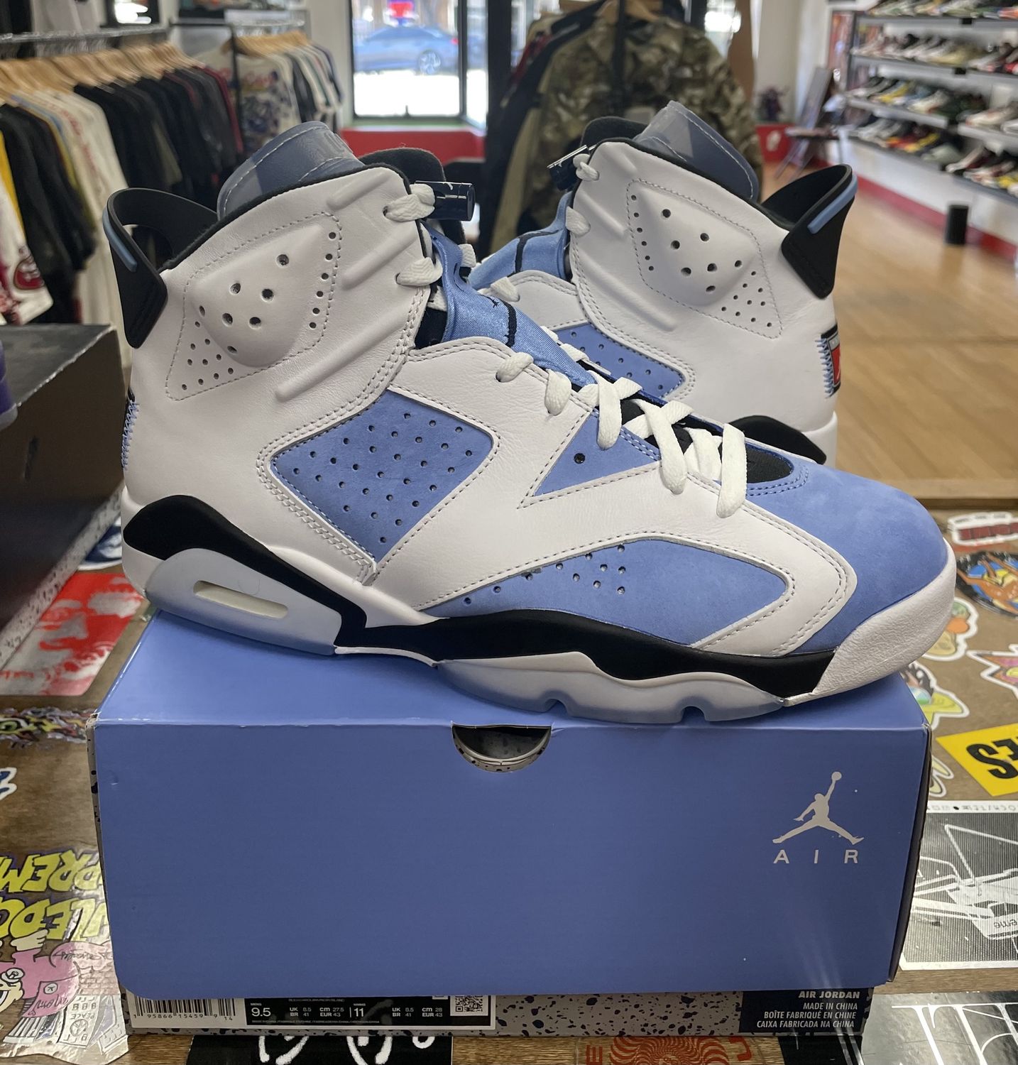 Jordan 6 Retro UNC White Size 9.5 DS