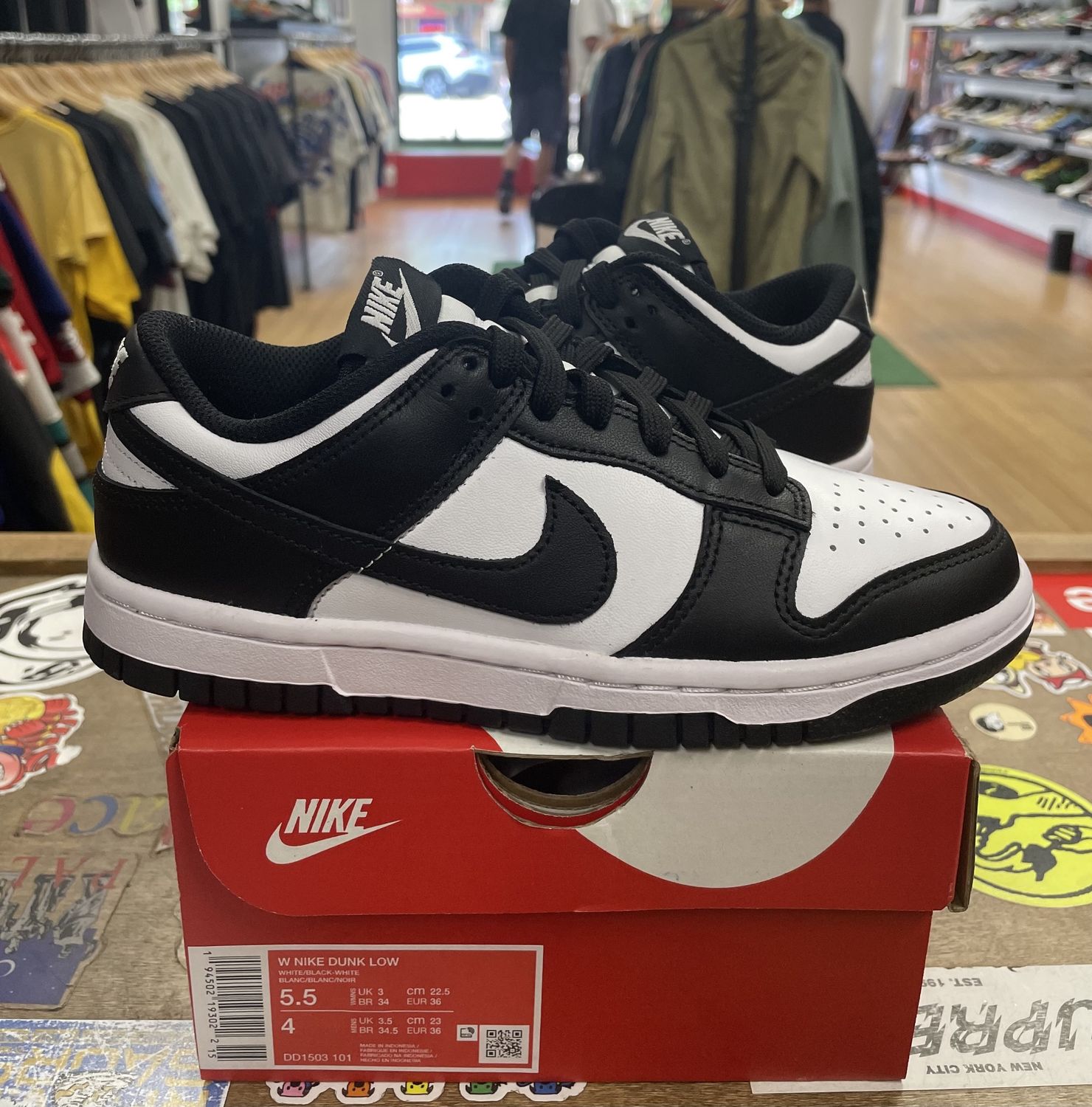 Nike Dunk Low 5.5w Brand new