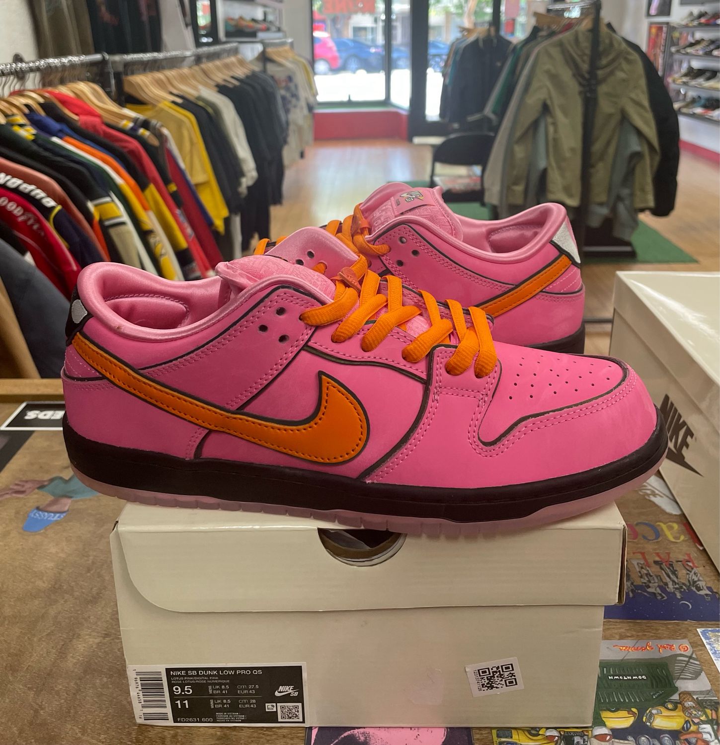 DS Nike SB Dunk Low The Powerpuff Girls Blossom Size 9.5