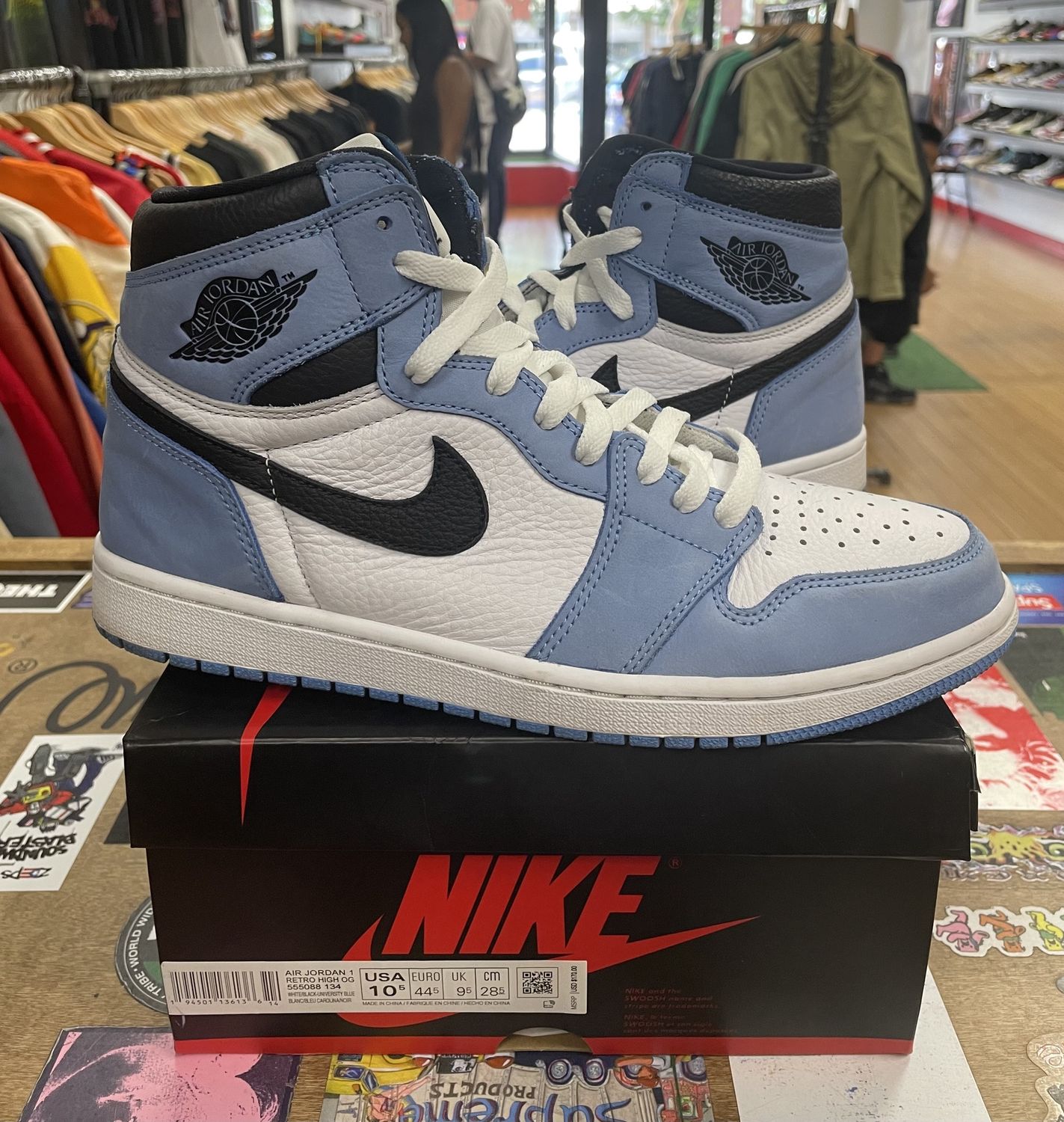 Pre Owned Jordan 1 University Blue Size 10.5