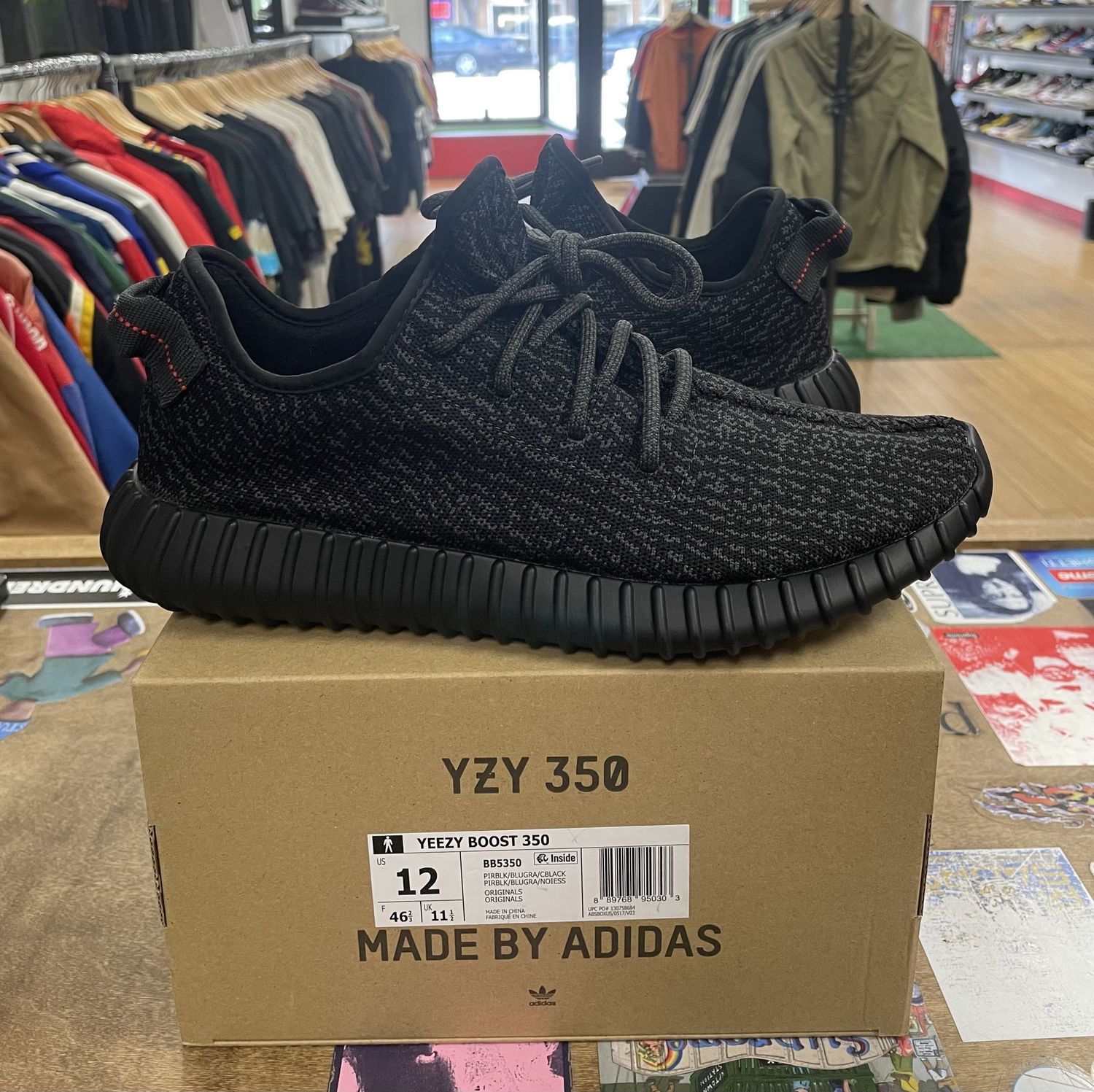 Yeezy 350 Pirate Black Size 12 Ds