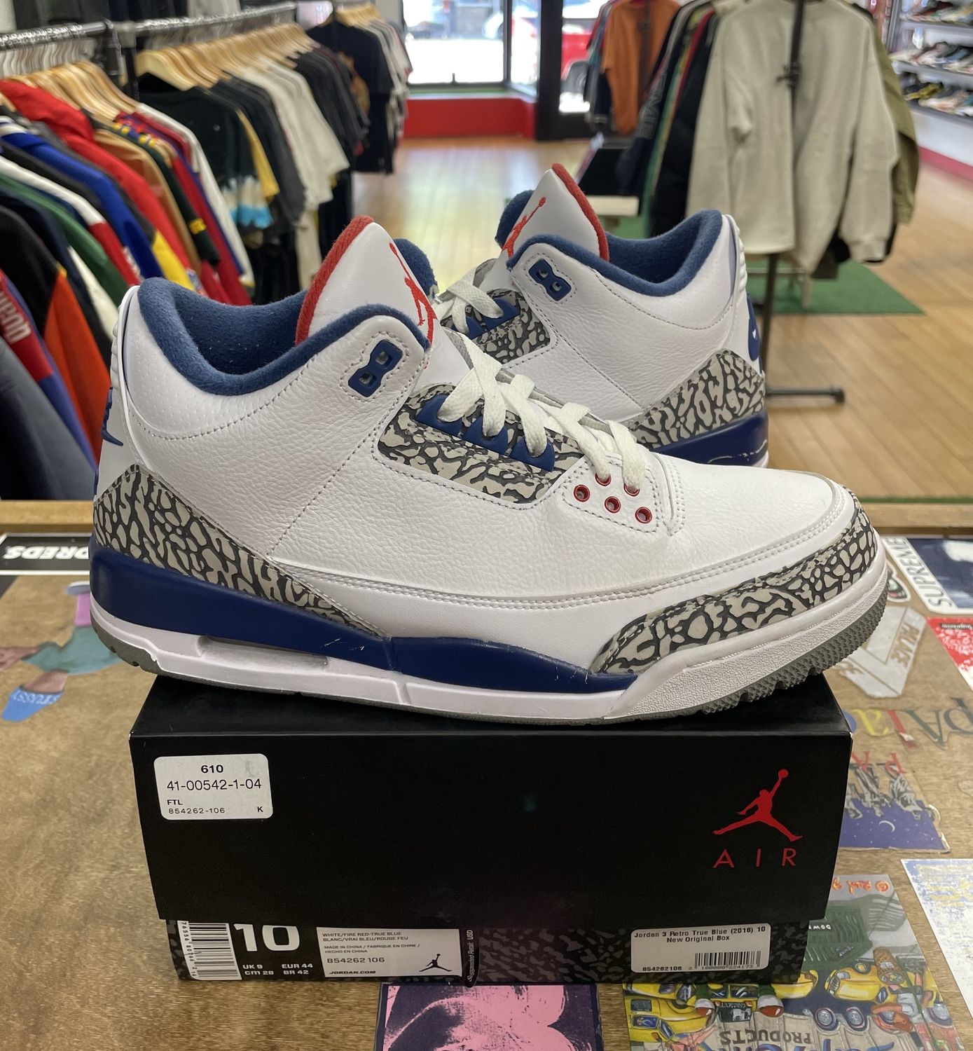 Pre Owned Jordan 3 Retro True Blue(2016) Size 10