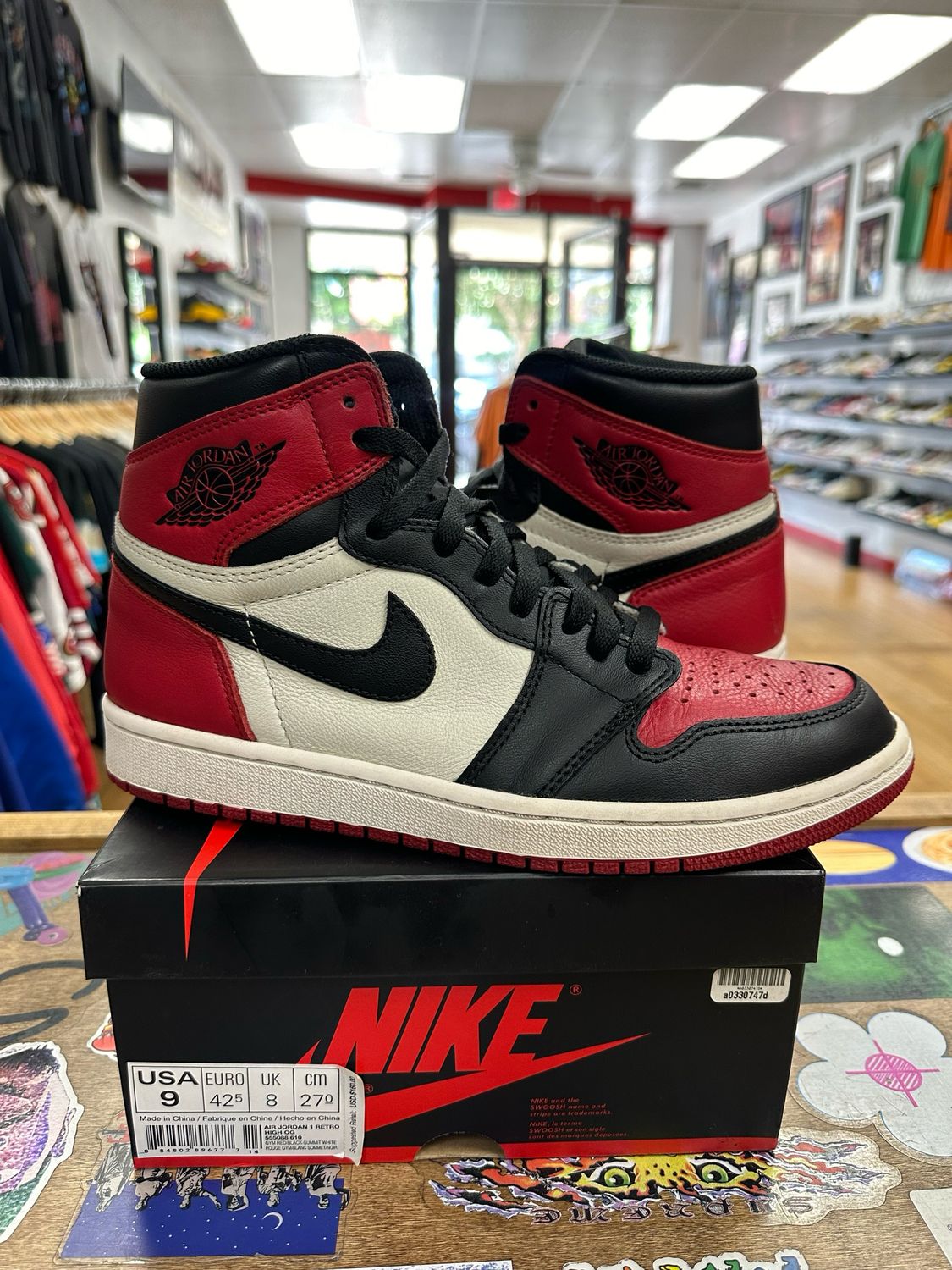 Jordan 1 Retro High Bred Toe Size 9 Pre-Owned
