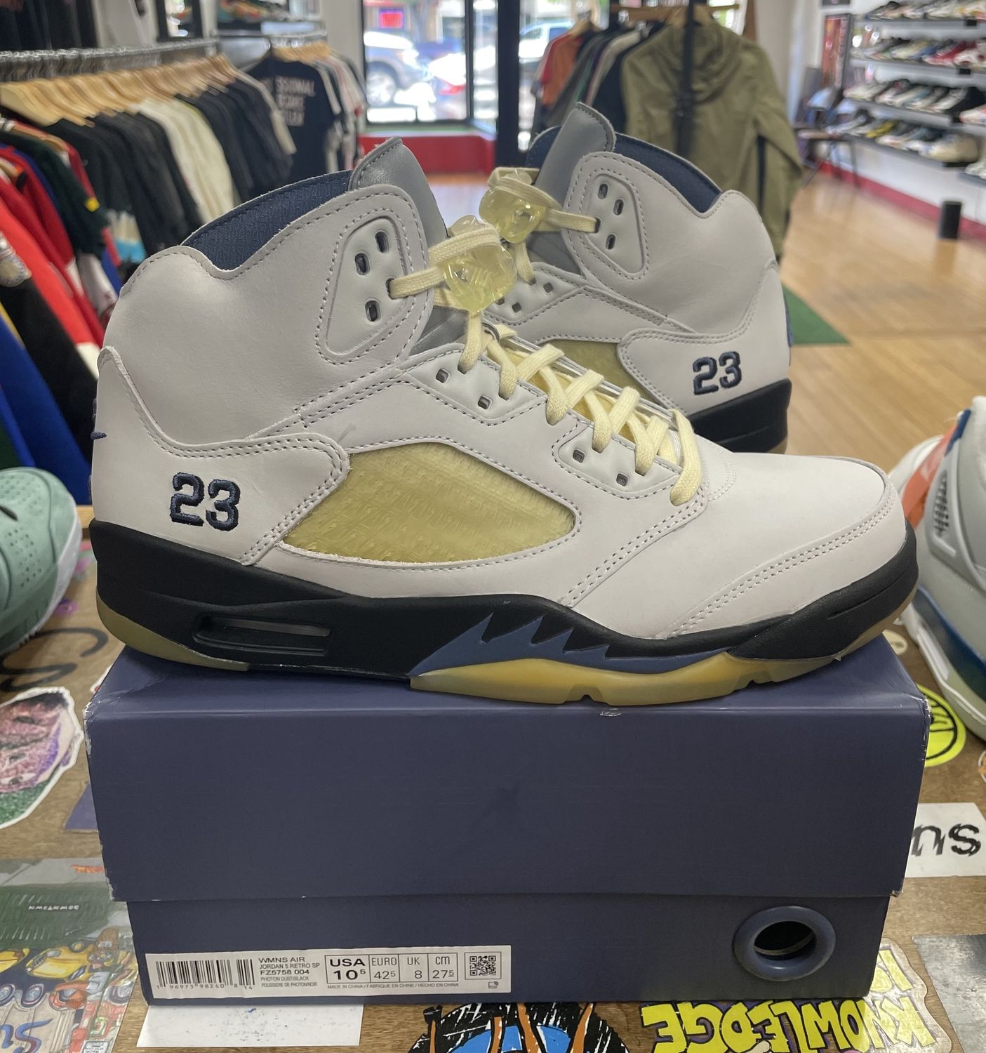 Jordan 5 A Ma Maniere Size 9M Pre Owned