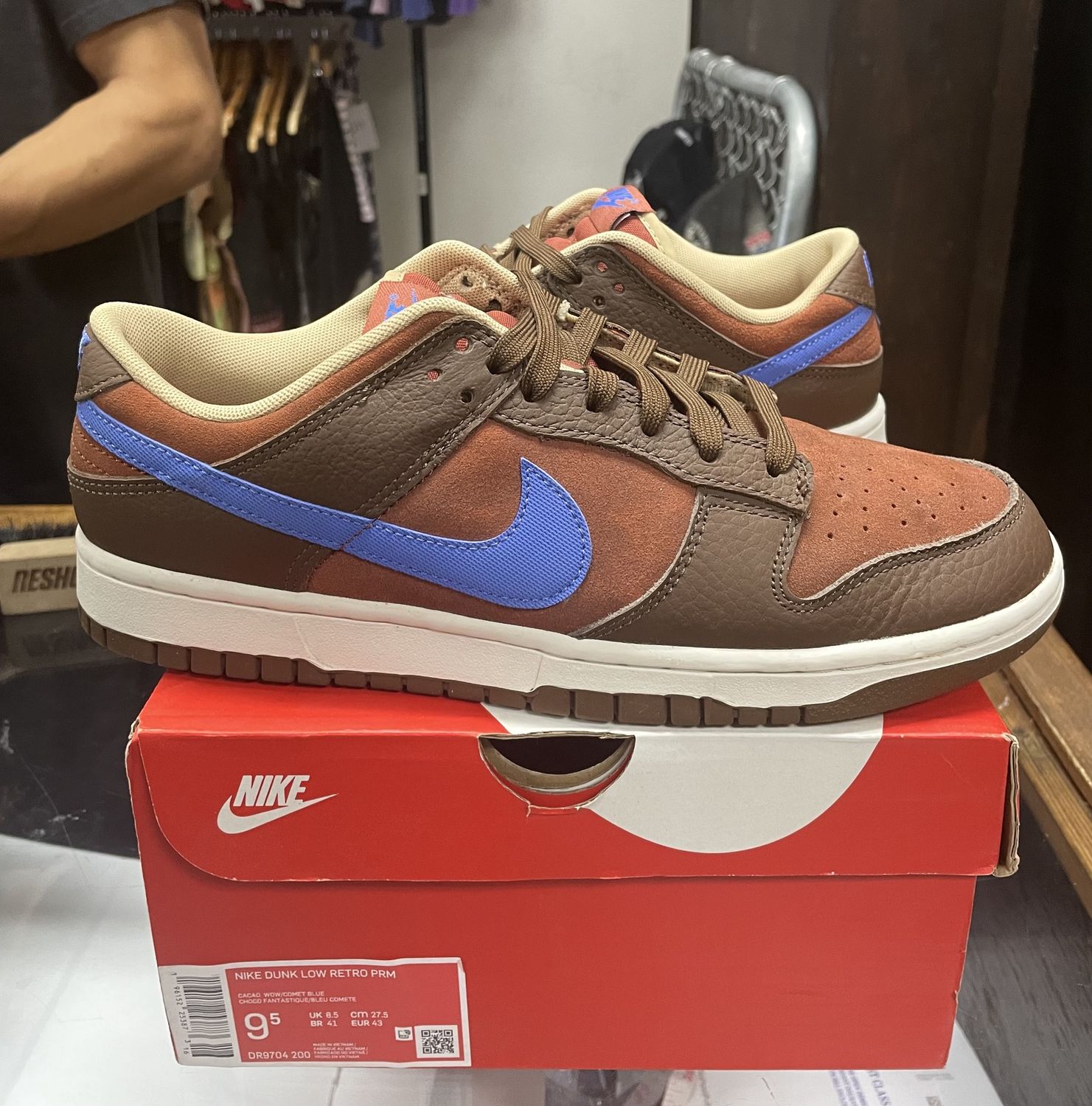 Lightly Worn Nike Dunk Low Retro PRM Mars Stone Size 9.5