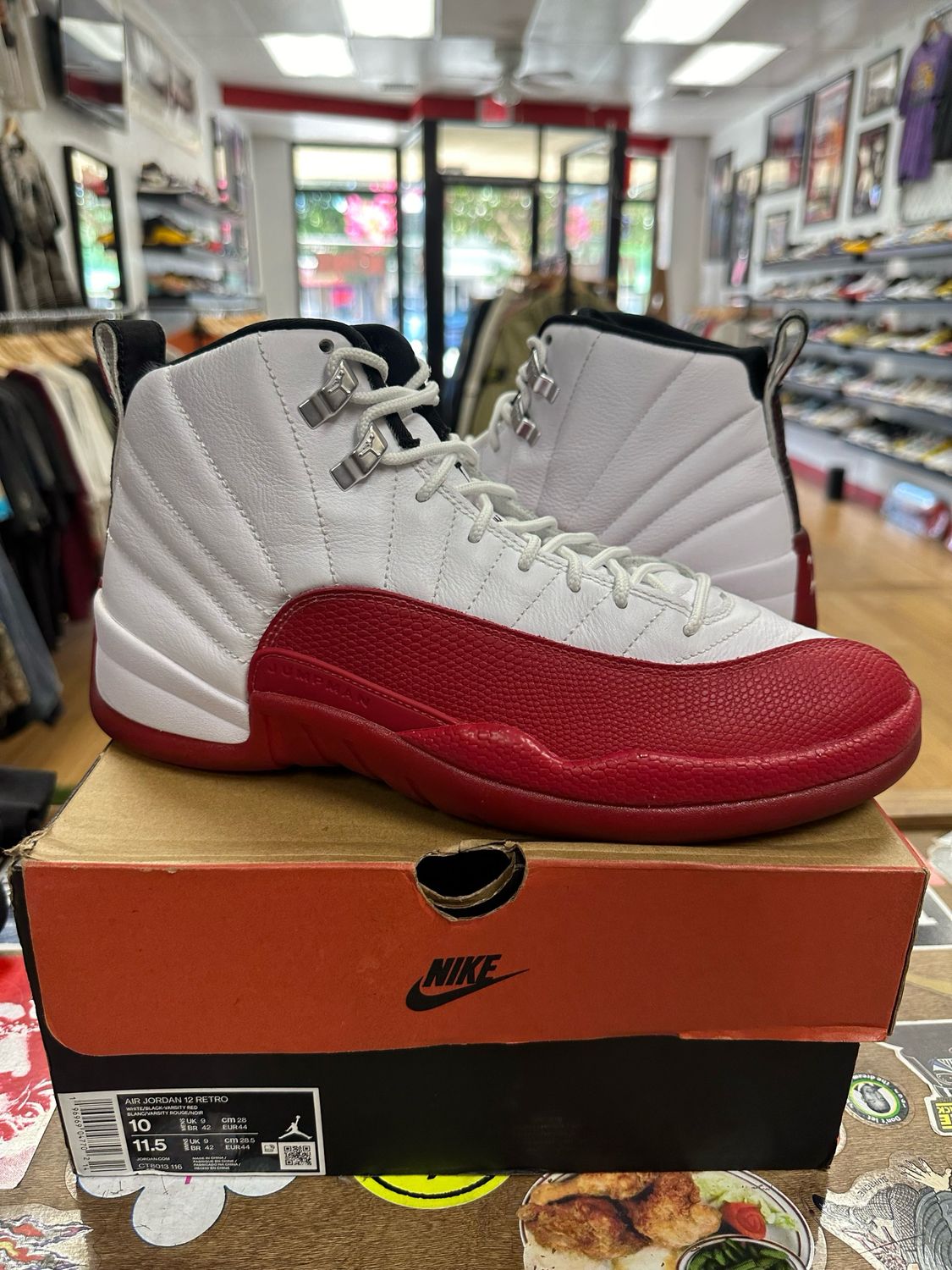 Pre Owned Jordan 12 Cherry Size 10