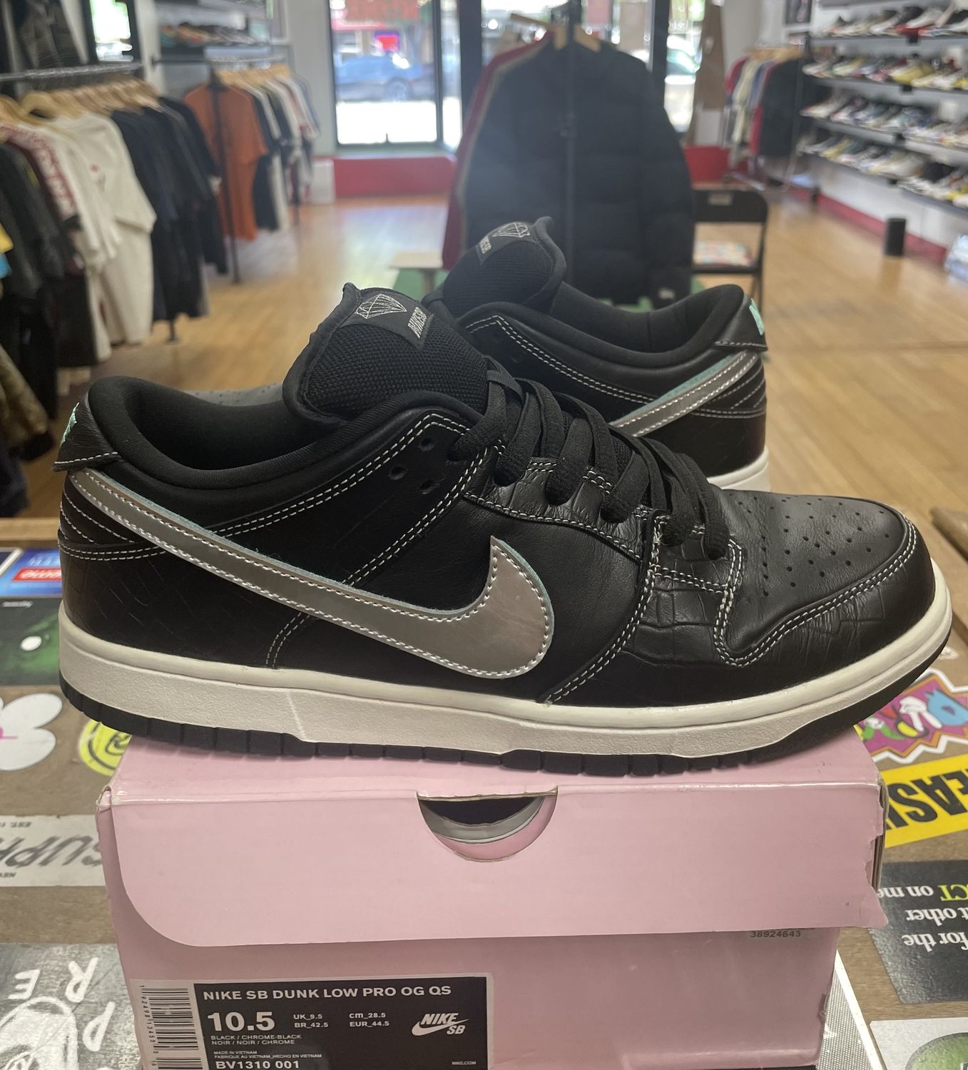 Nike Dunk SB Black Diamond Size 10.5 Pre Owned