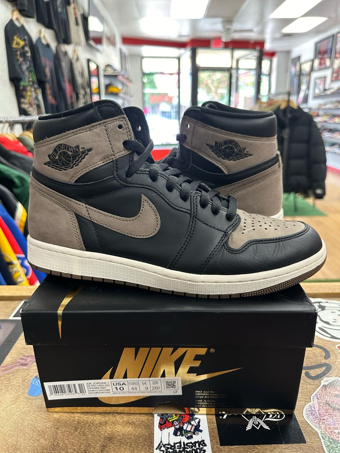 Air Jordan 1 Palomino Size 10 Pre Owned