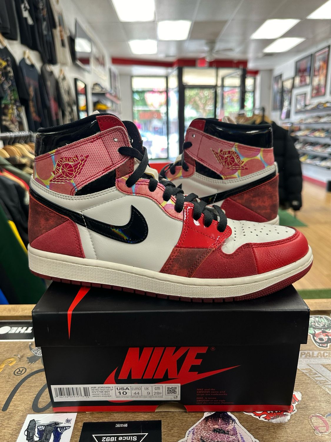 Jordan 1 Across The Spider-Verse 10 Pre Owned
