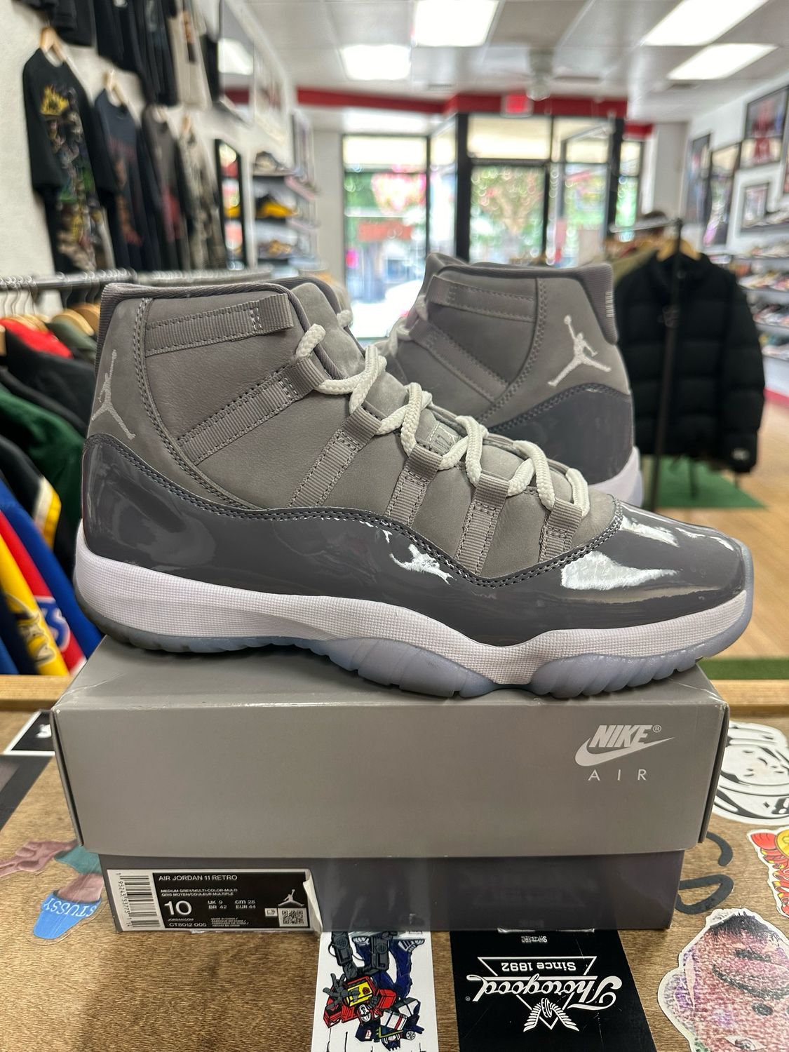Air Jordan 11 Cool Grey Size 10 Pre Owned