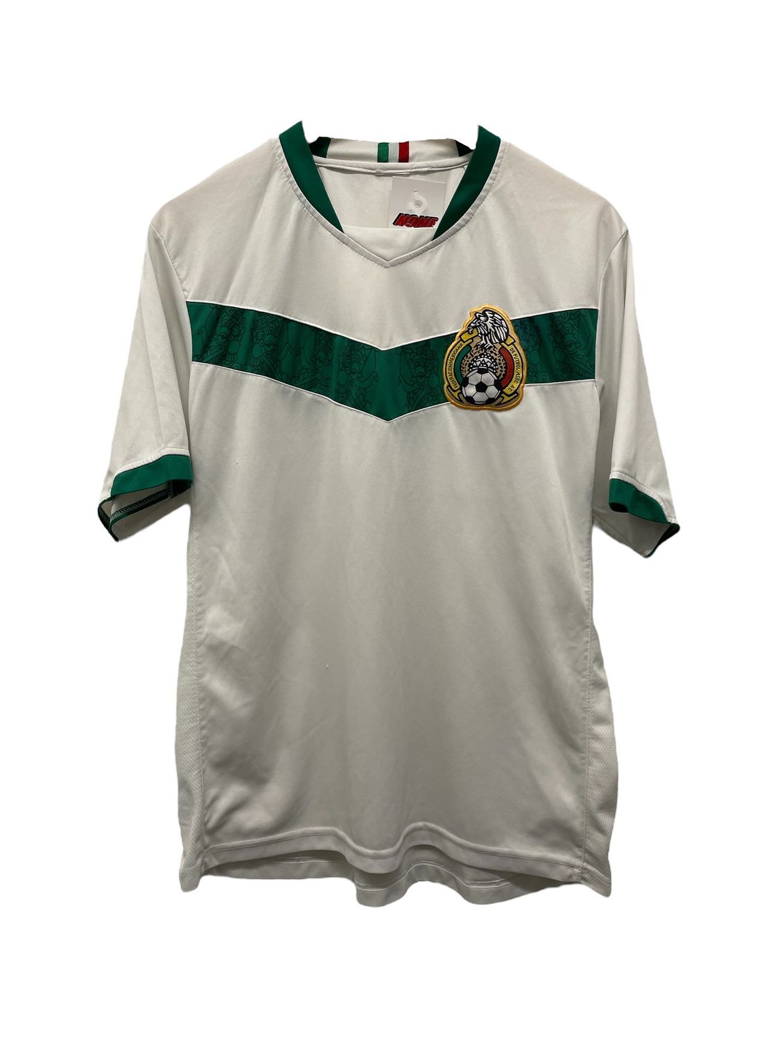 Mexico Soccer Jersey Size L USED 21x28.5