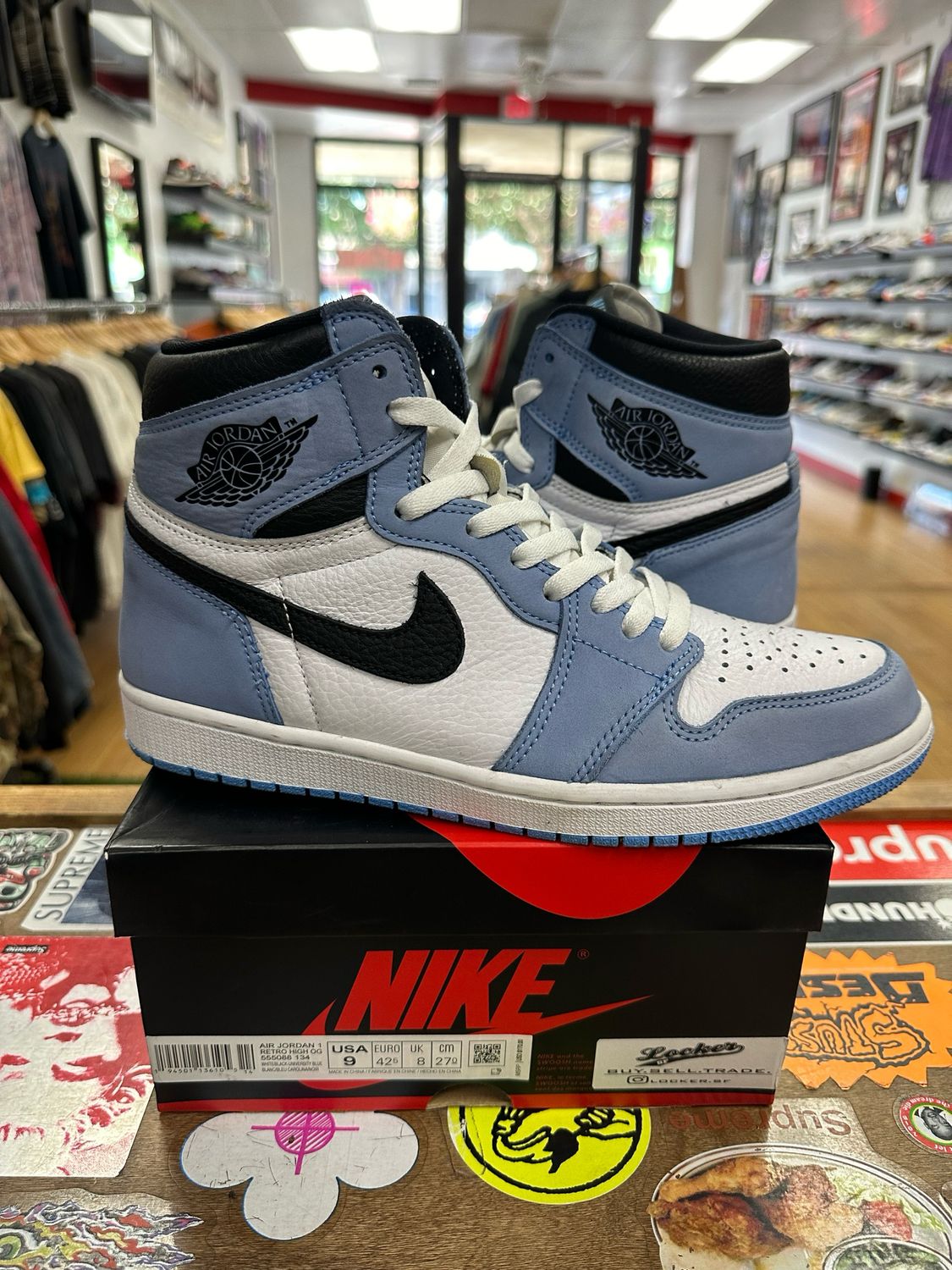 Jordan 1 High University Blue Size 9 Pre-Owned