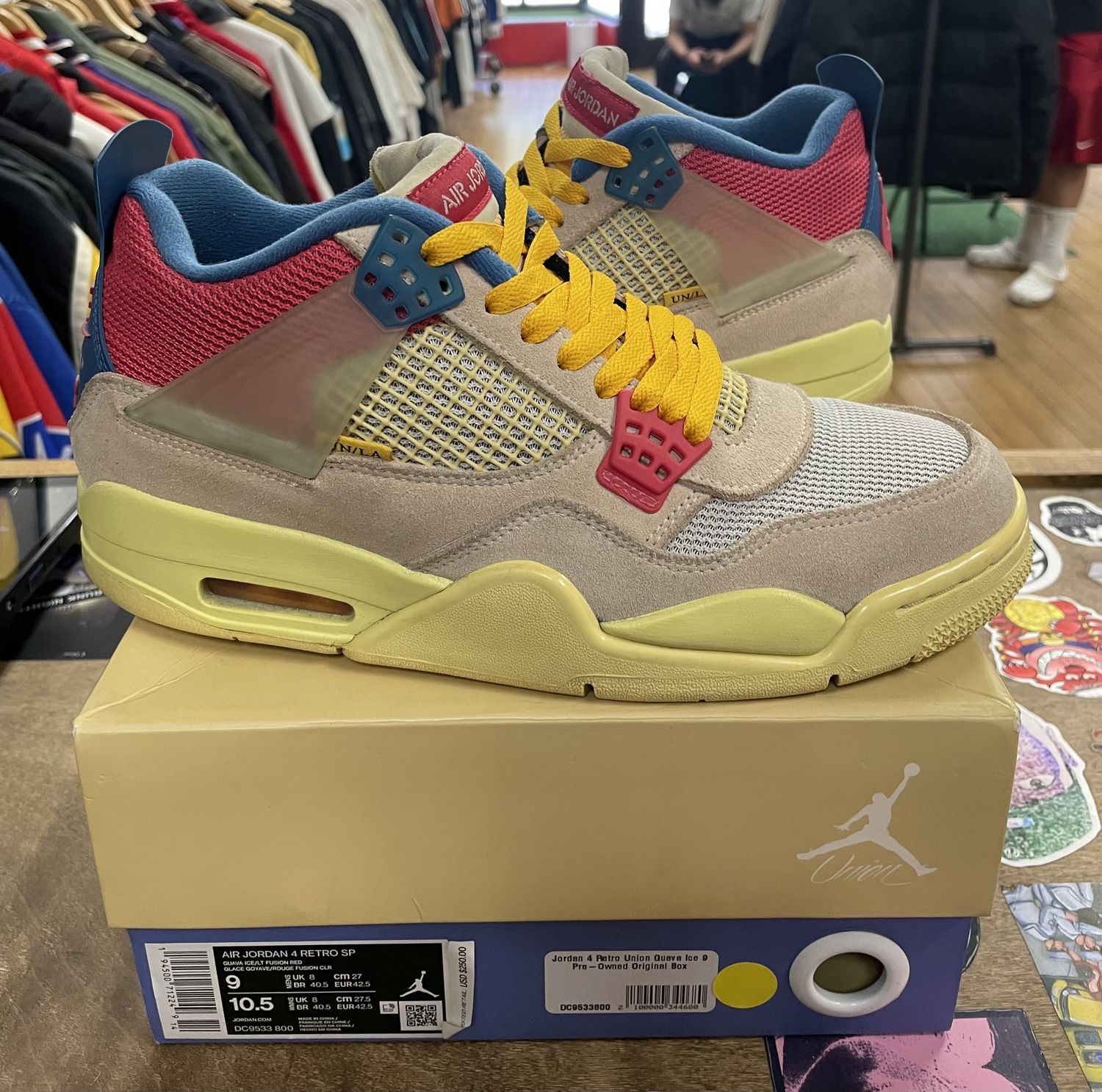 Pre Owned Jordan 4 Retro Union Guava Ice Size 9