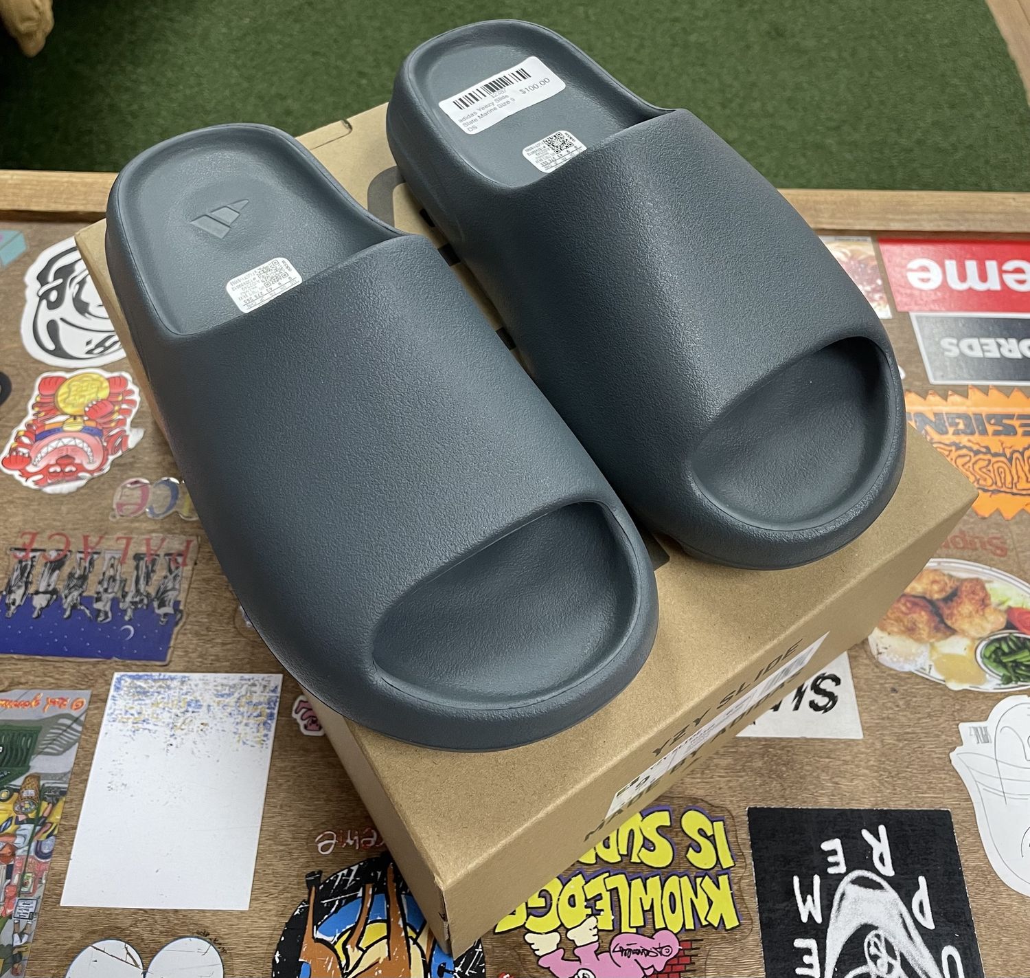 adidas Yeezy Slide Slate Marine Size 9 DS