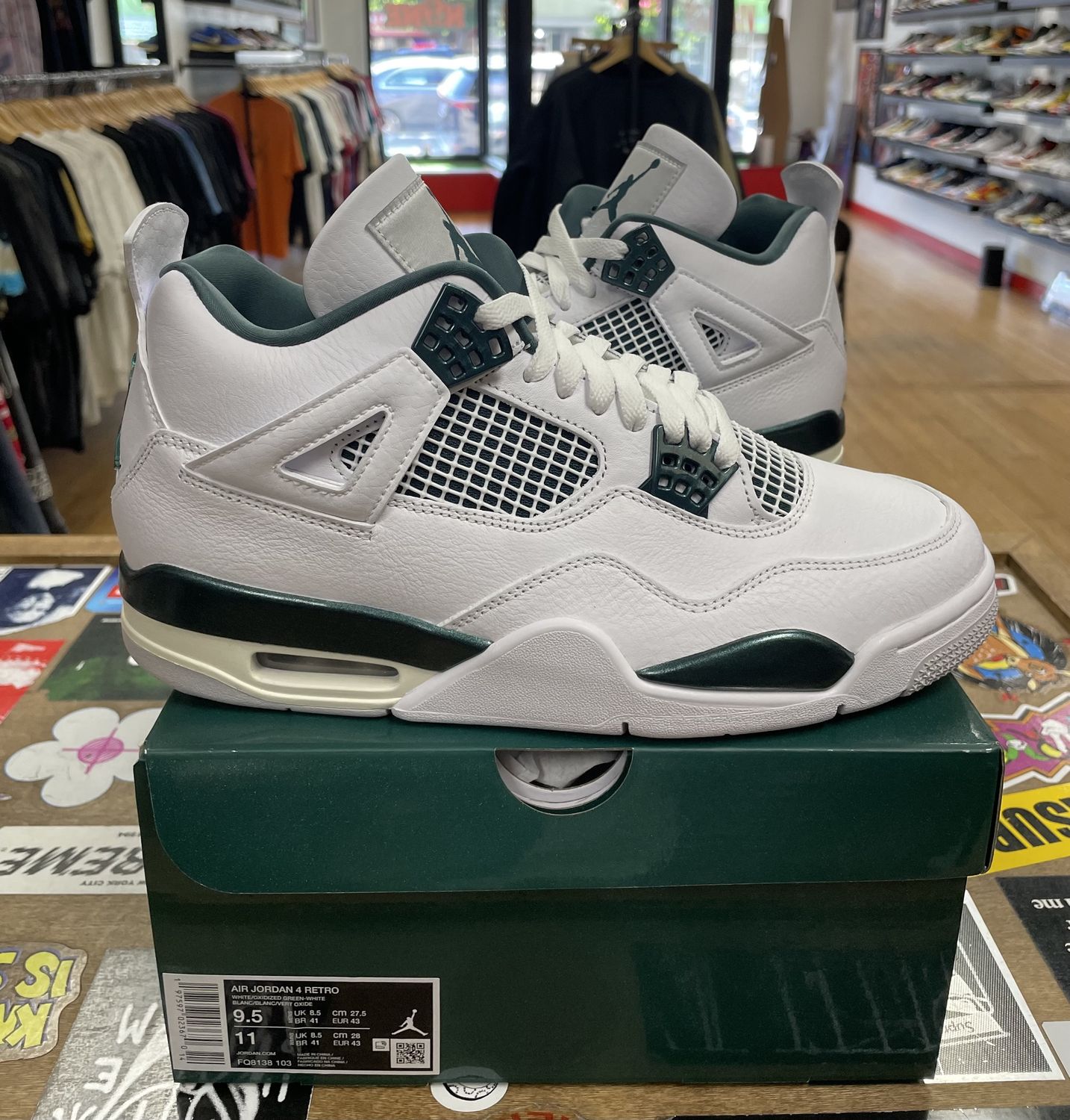 Jordan 4 Retro Oxidized Green Size 9.5 DS