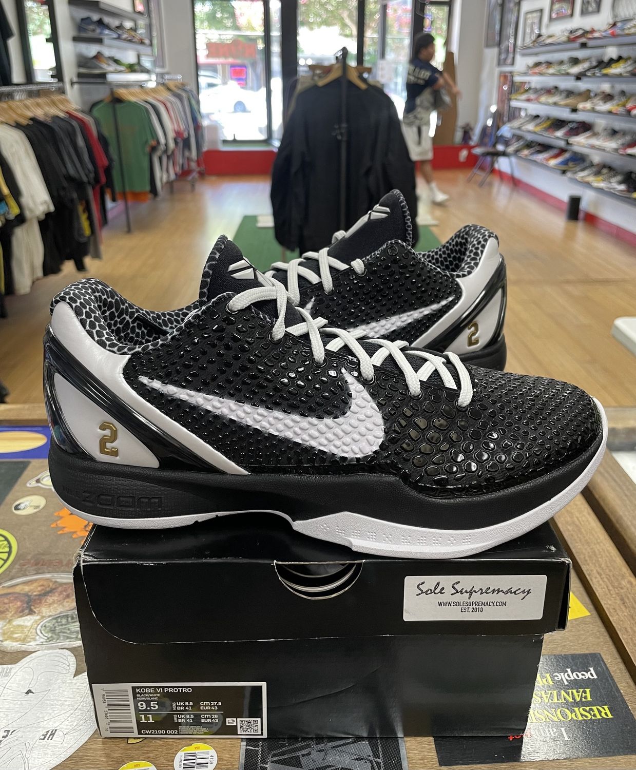 DS Nike Kobe 6 Protro Mambacita Size 9.5