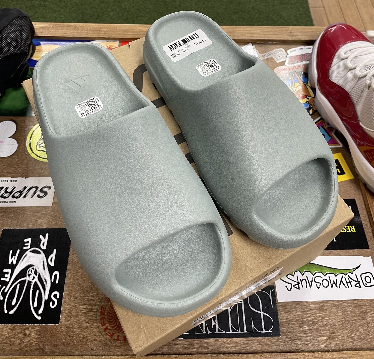 adidas Yeezy Slide Salt Size 10 DS