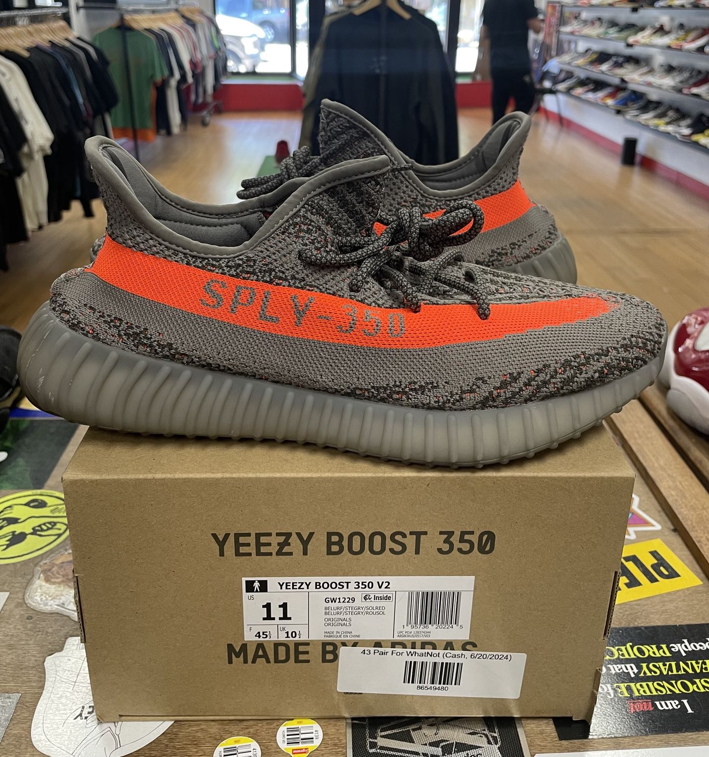 adidas Yeezy Boost 350 V2 Beluga Reflective Size 11 Pre Owned