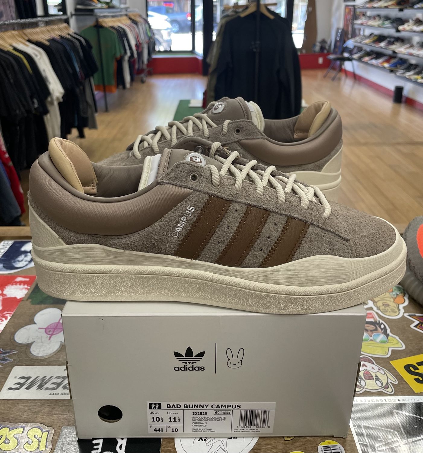 DS Adidas Campus Light Bad Bunny Chalky Brown Size 10.5 (2)
