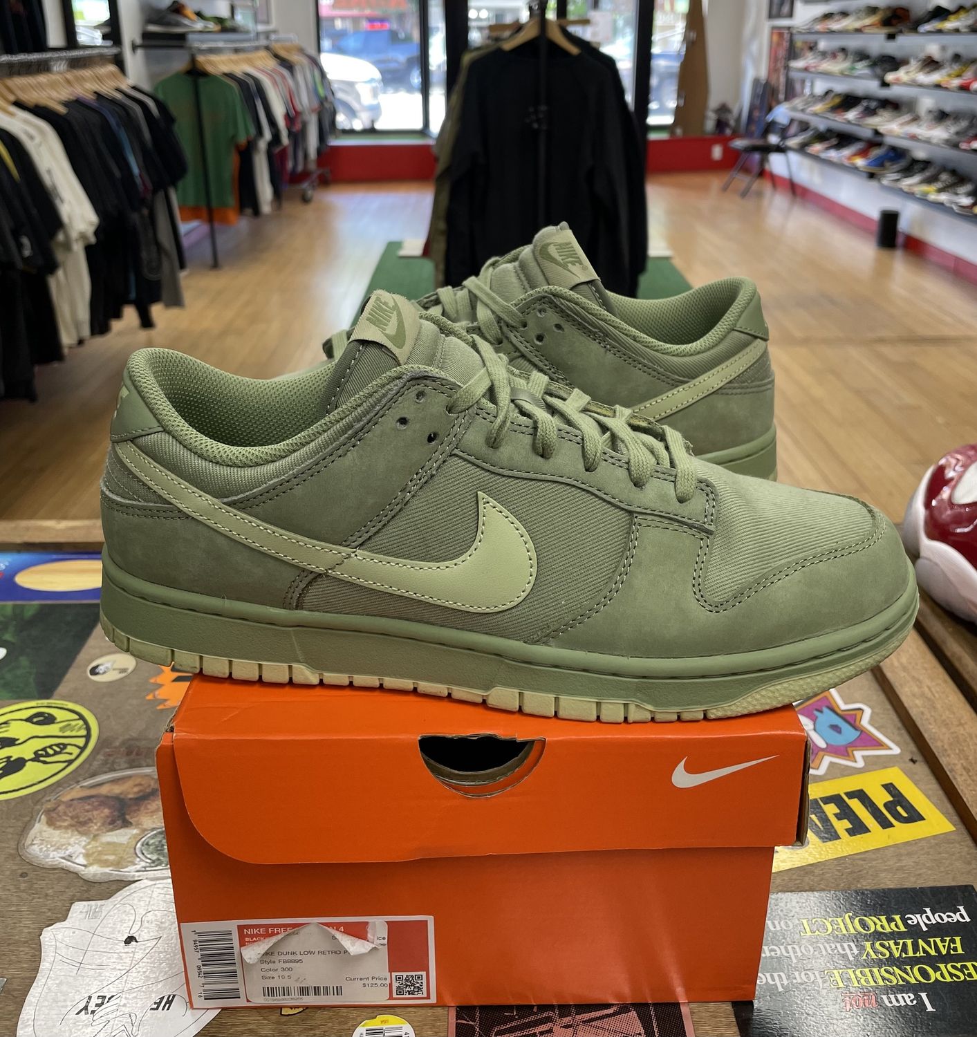 Pre-Owned Nike Dunk Low Retro Premium Oil Green (Rep Box) Size 10.5