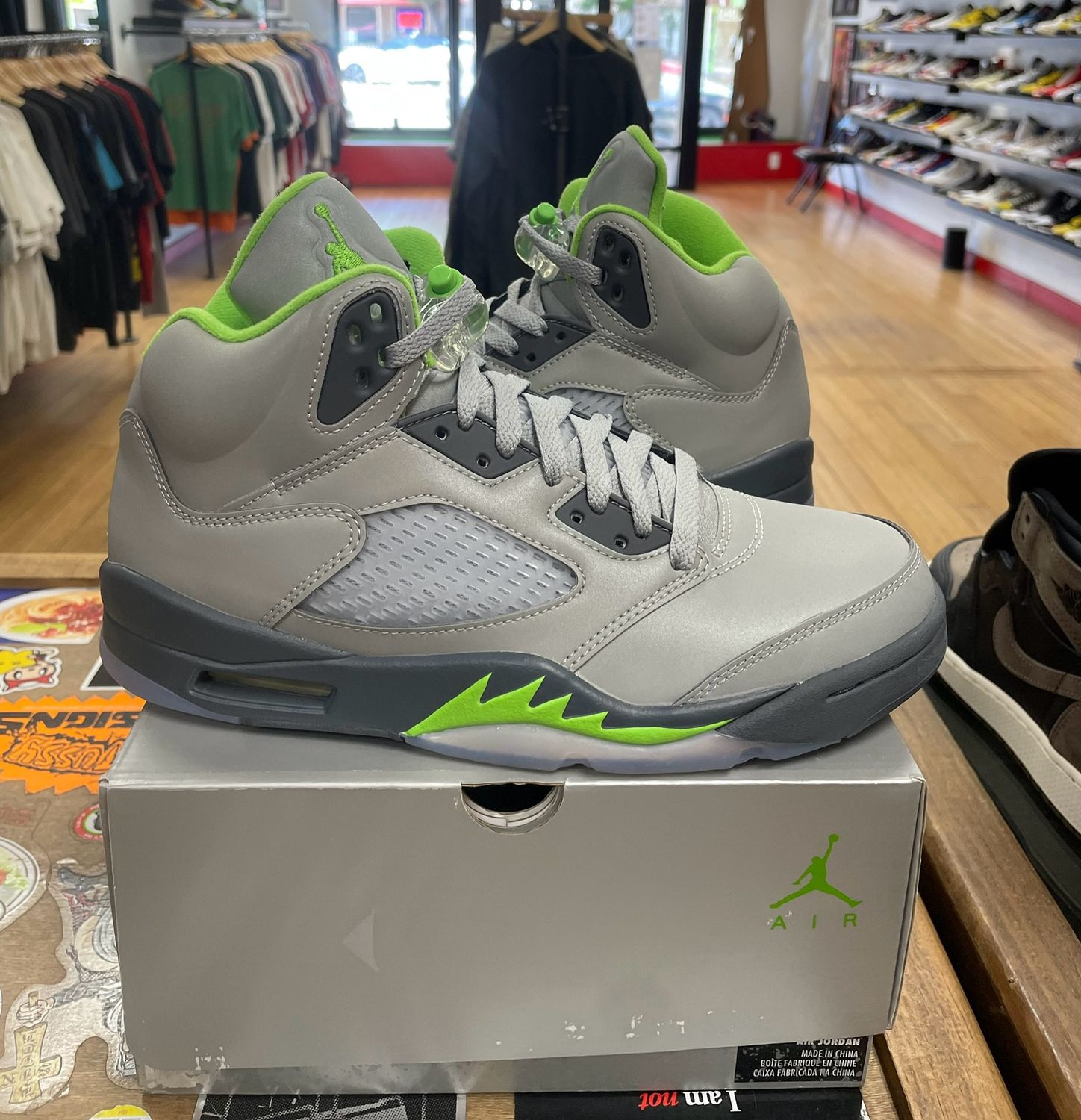 Jordan 5 Retro Green Bean (2022) size 8 Brand new