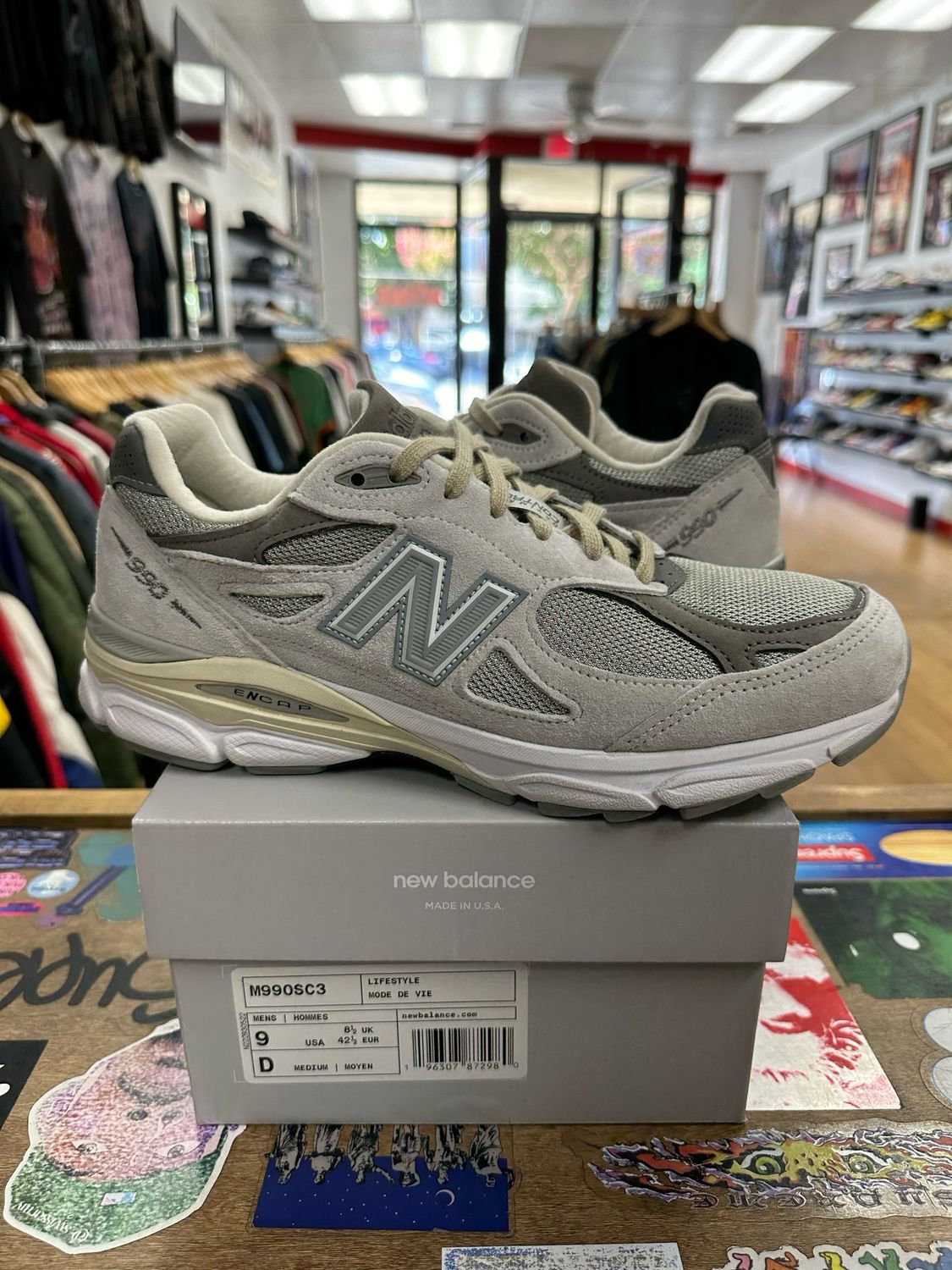 Pre-Owned New Balance 990v3 Nimbus Cloud Size 9