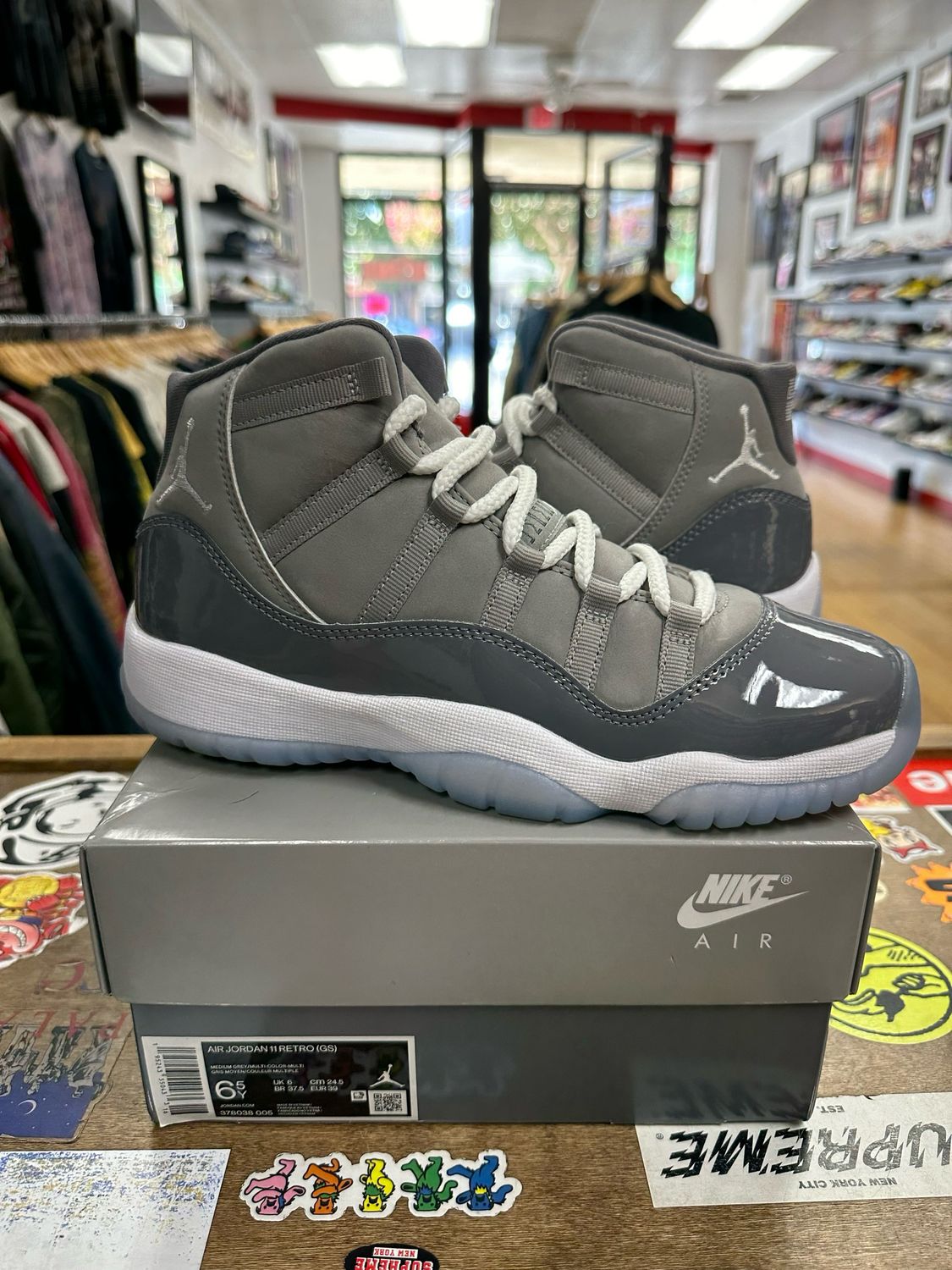 Jordan 11 Retro Cool Grey (2021) (GS) Size 6.5y Pre Owned
