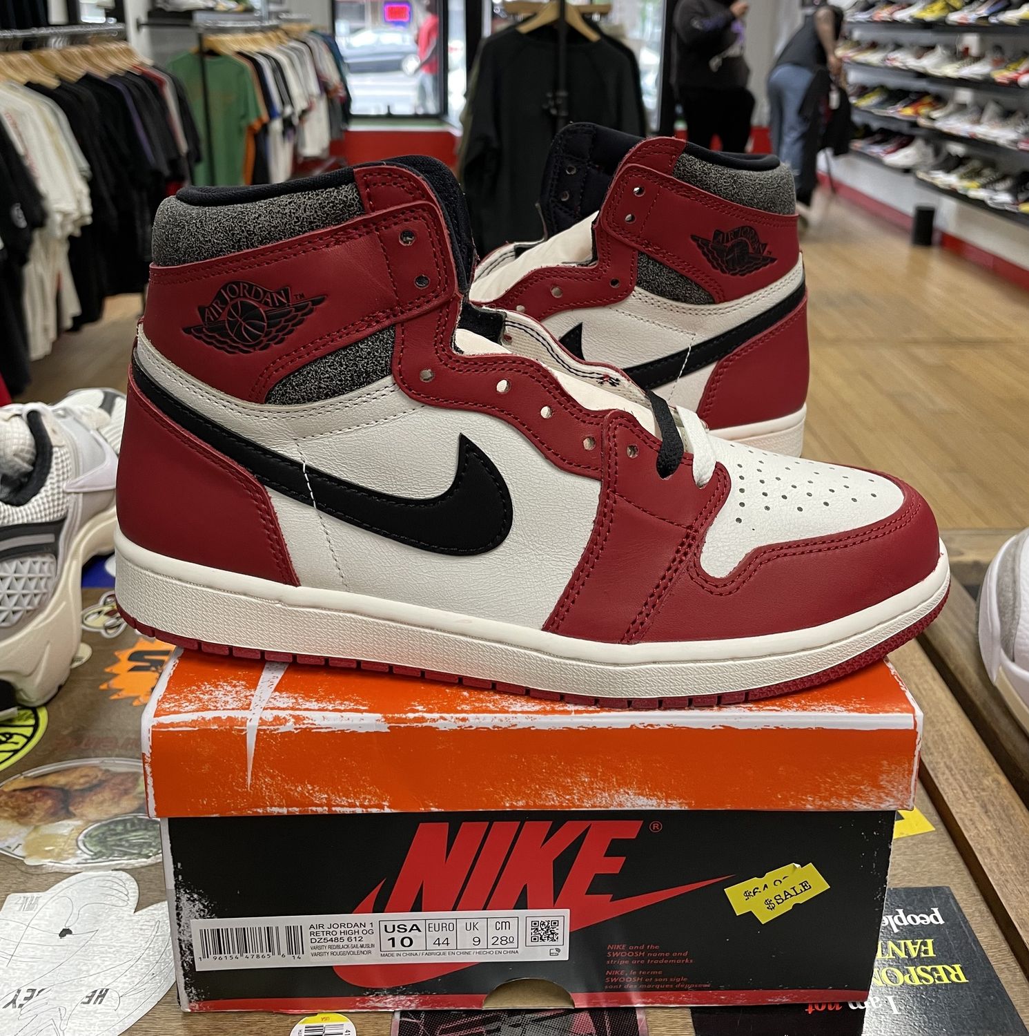 Jordan 1 Retro High OG Chicago Lost and Found Size 10 DS