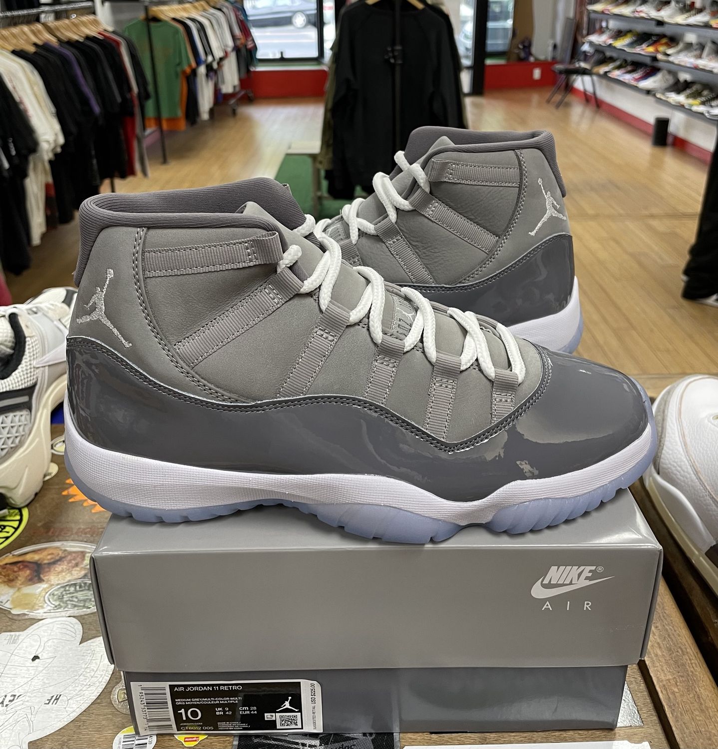 Jordan 11 Retro Cool Grey (2021) Size 10 DS