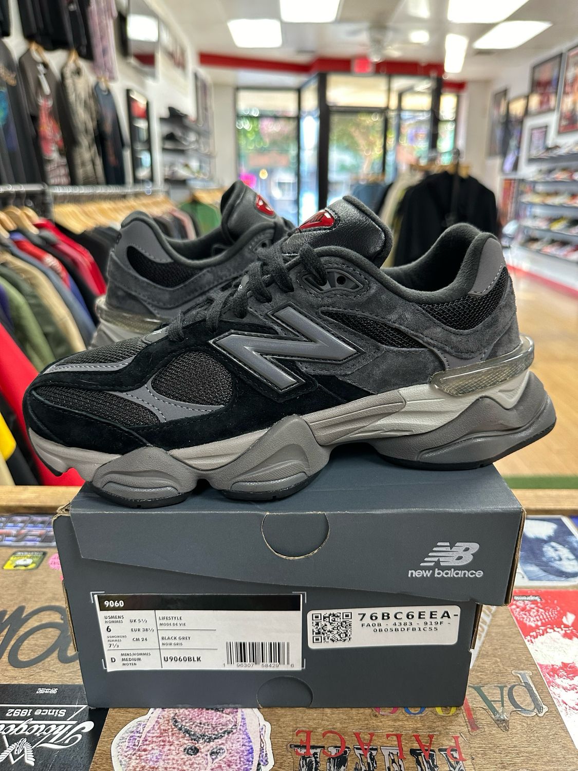 Worn Once New Balance 9060 Black Castlerock Grey Size 6M/7.5W