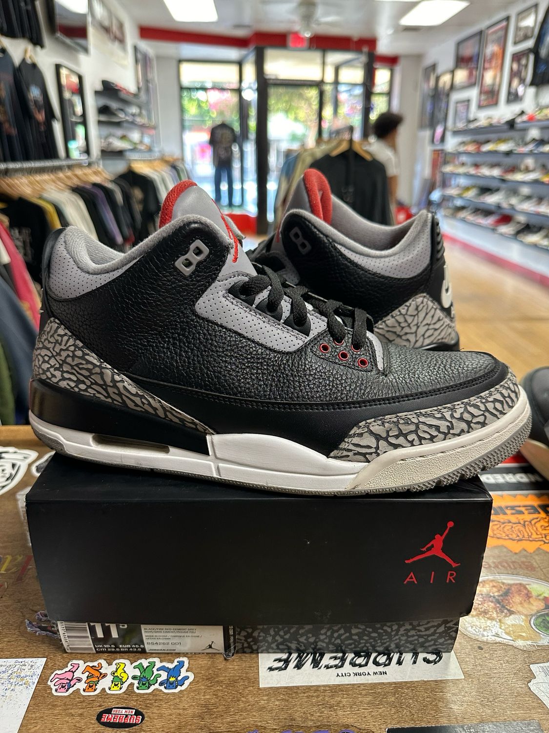 Jordan 3 Retro Black Cement (2018) Size 11.5 Pre Owned