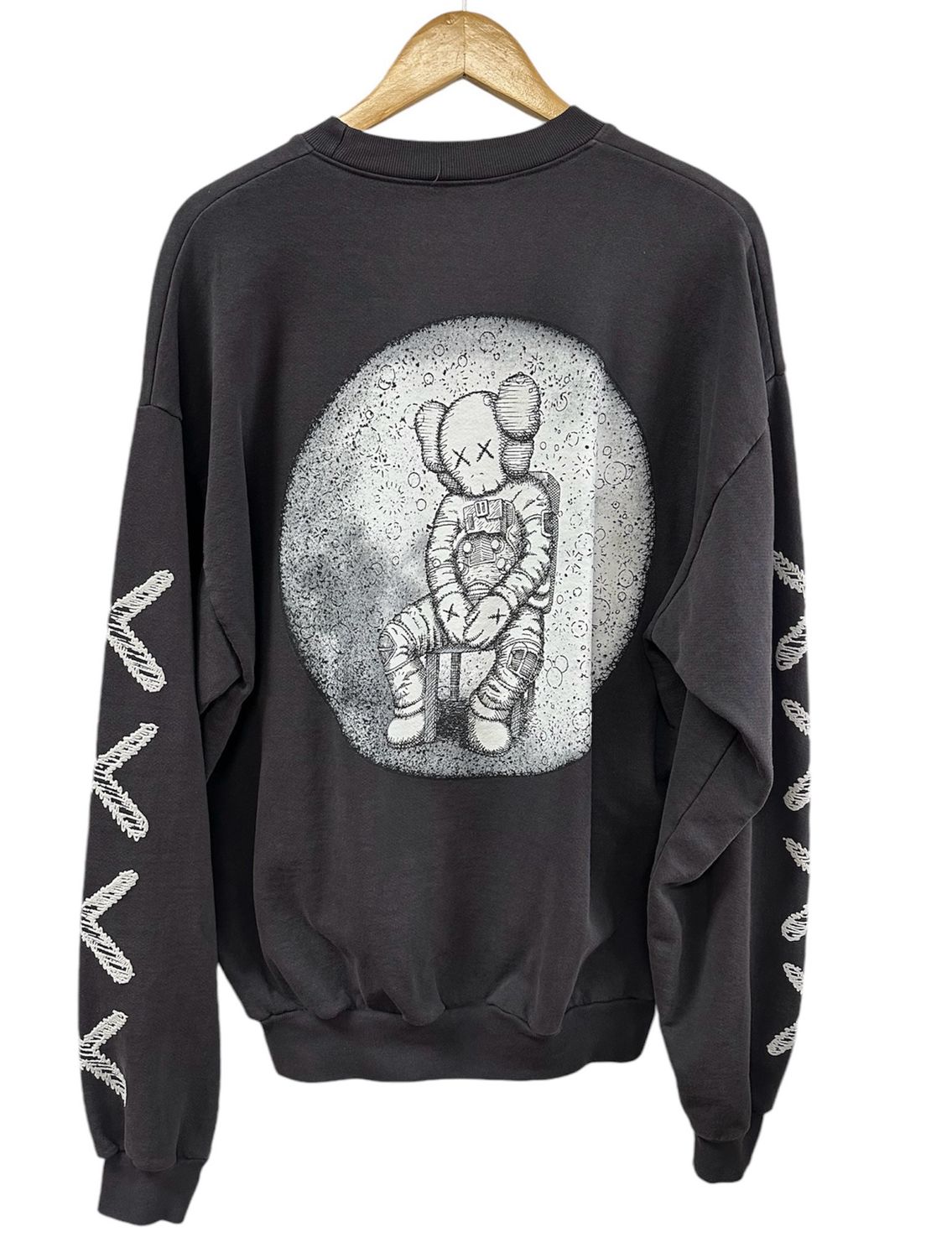 Kaws x Kid Cudi Man On The Moon Crewneck Size XL